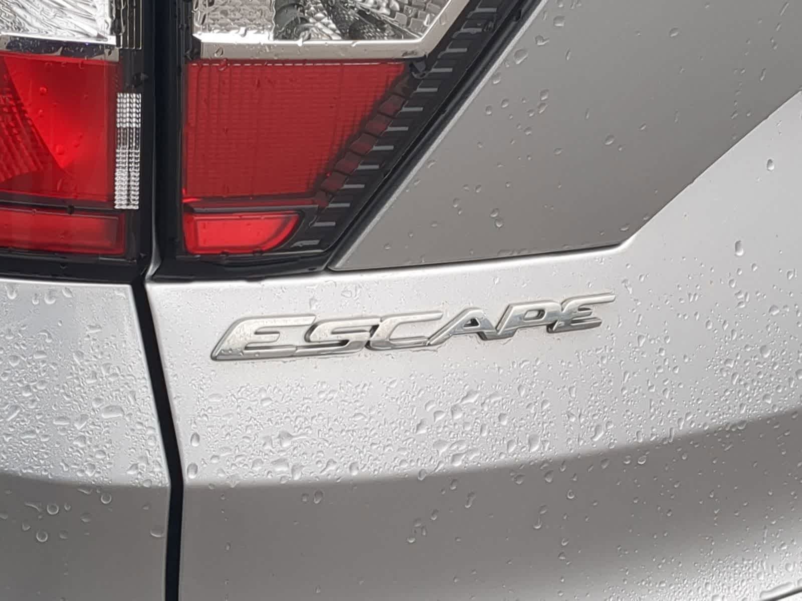 Thumbnail: 2018 Ford Escape - 18