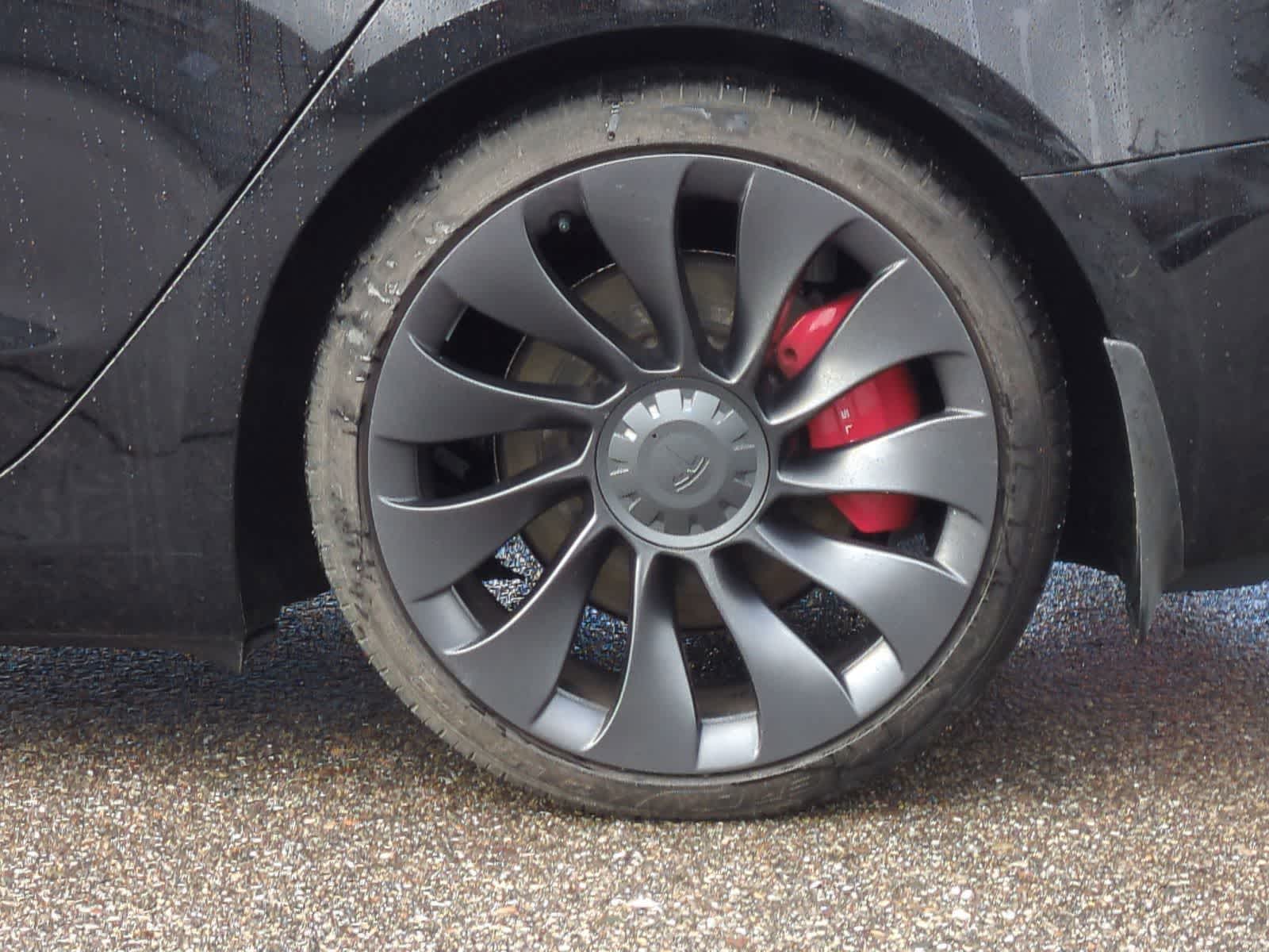 Thumbnail: 2022 Tesla Model 3 - 15