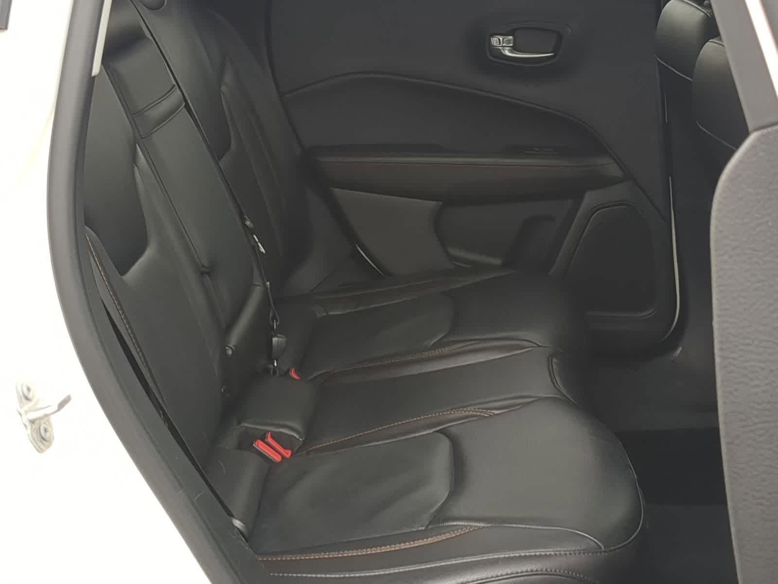 Thumbnail: 2018 Jeep Compass - 23