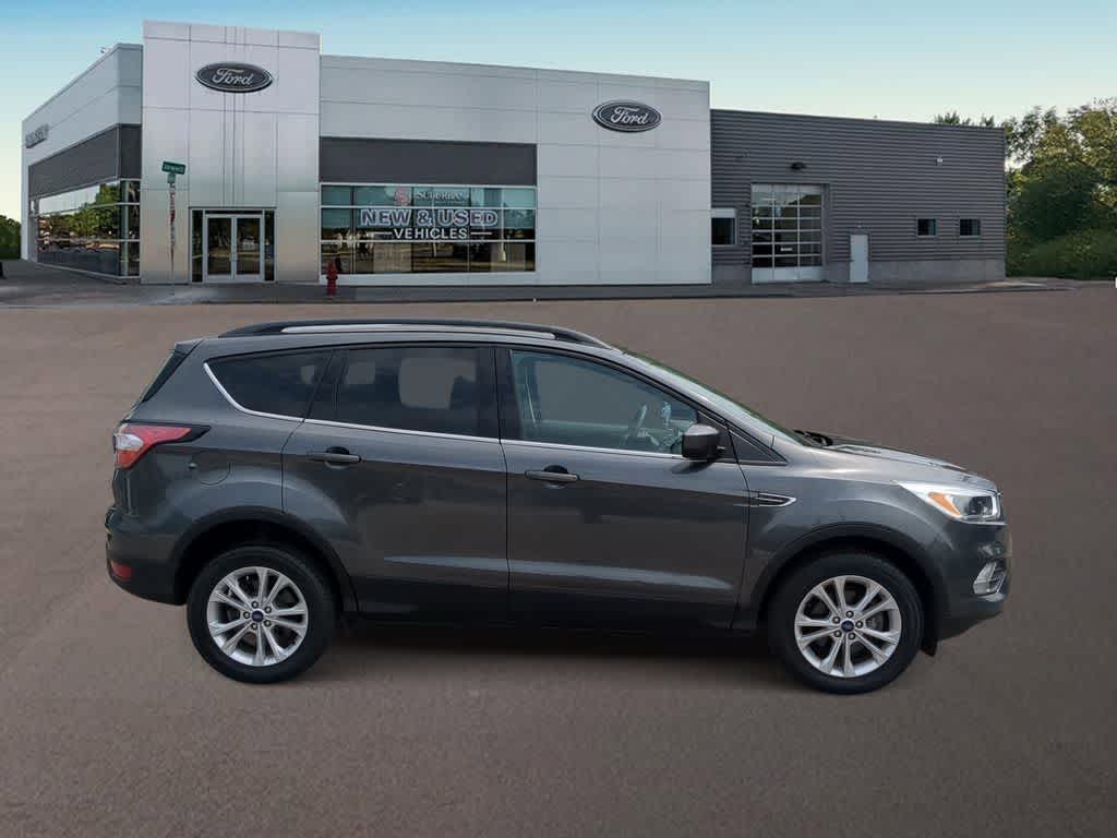 2018 Ford Escape SE 12