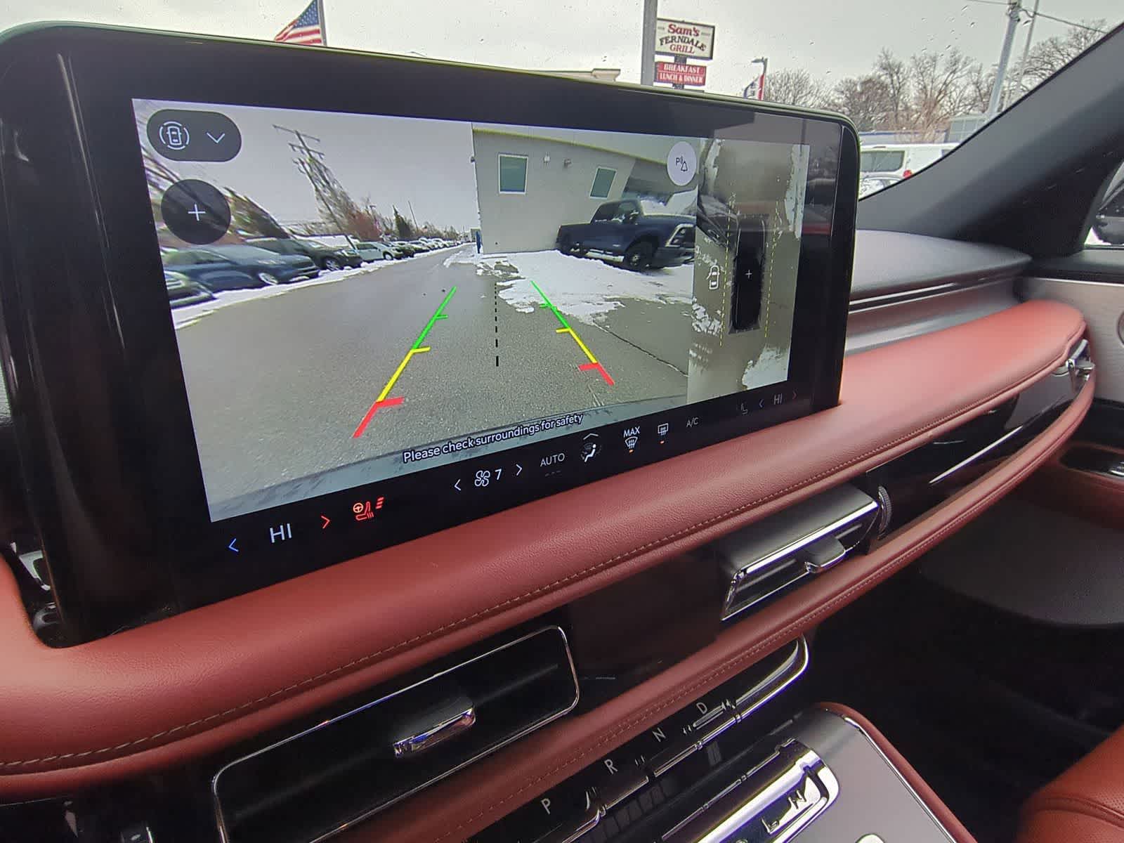 Thumbnail: 2025 Lincoln Aviator - 48