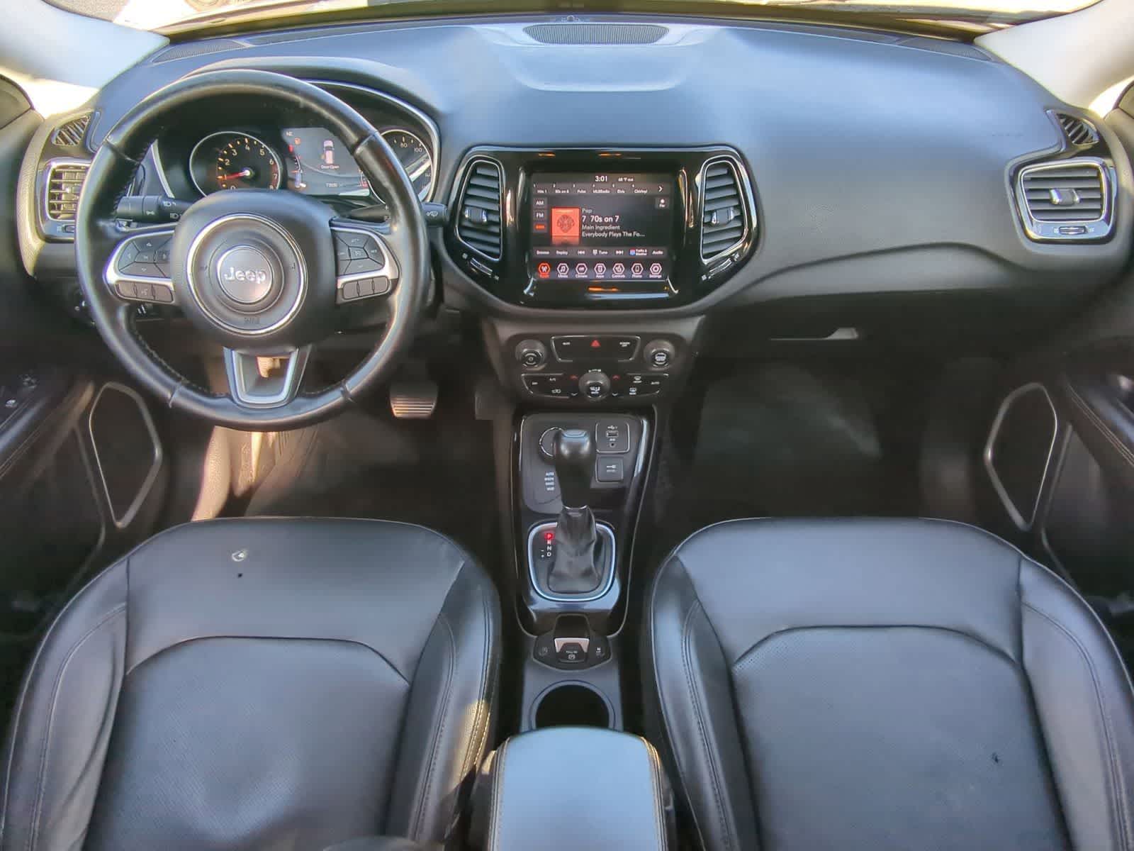 Thumbnail: 2020 Jeep Compass - 17