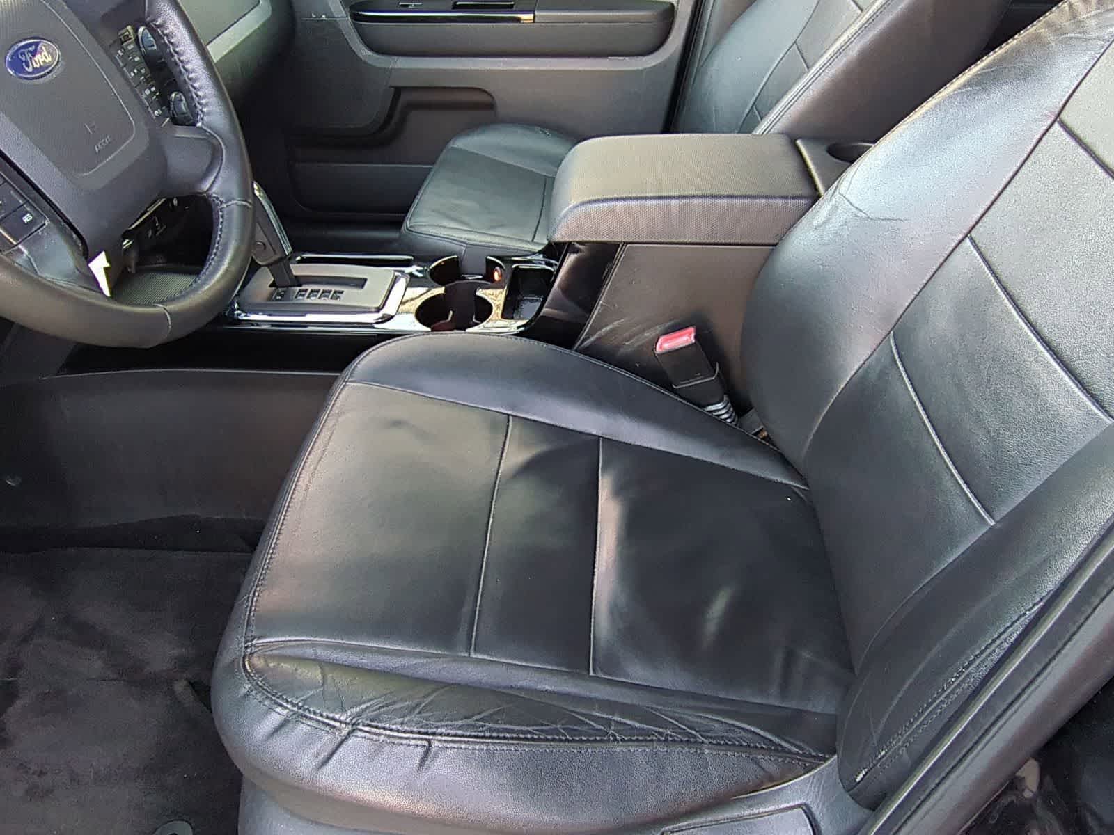 Thumbnail: 2011 Ford Escape - 20