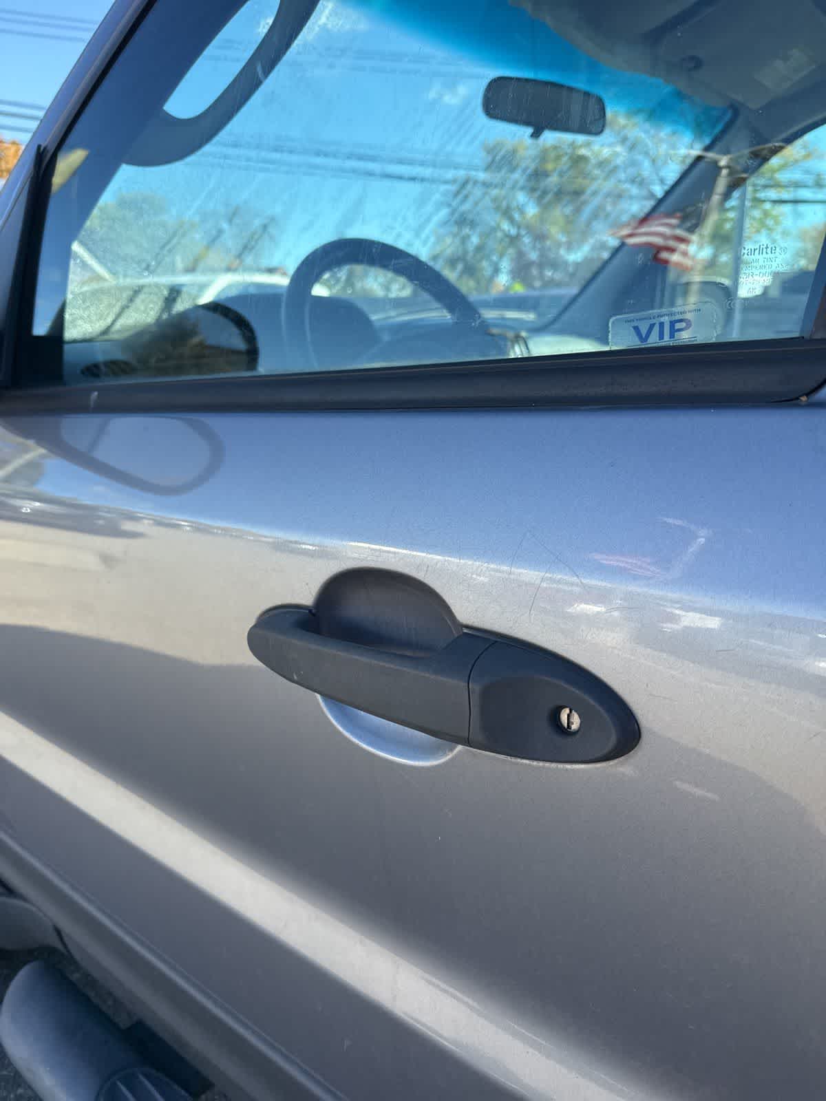 Thumbnail: 2007 Ford Escape - 3