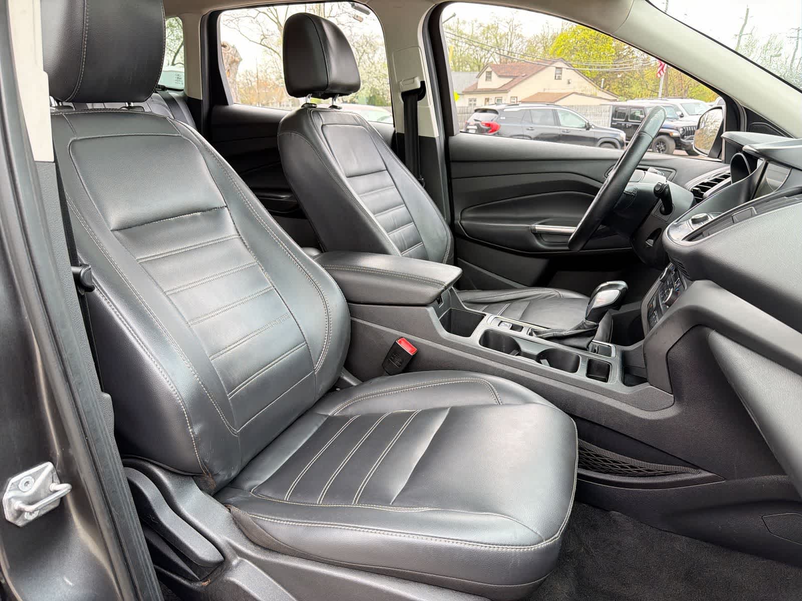 Thumbnail: 2019 Ford Escape - 25