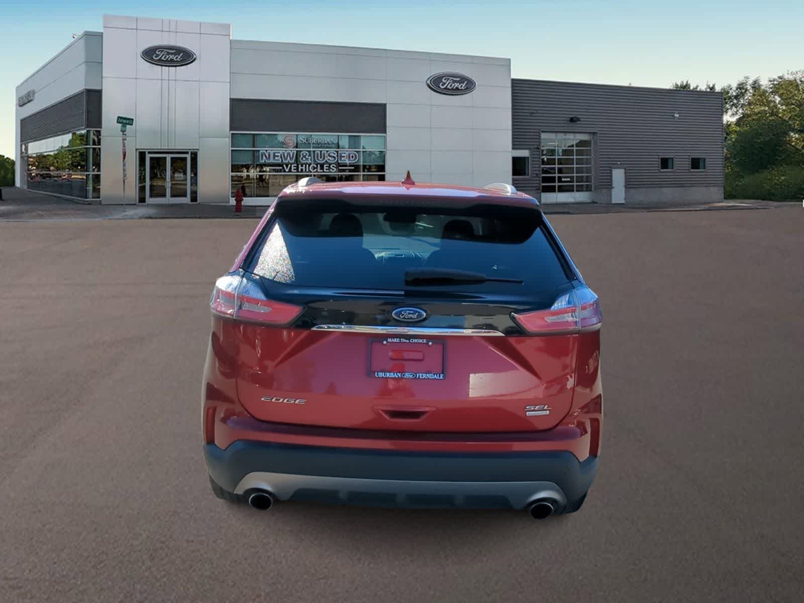 Thumbnail: 2019 Ford Edge - 10