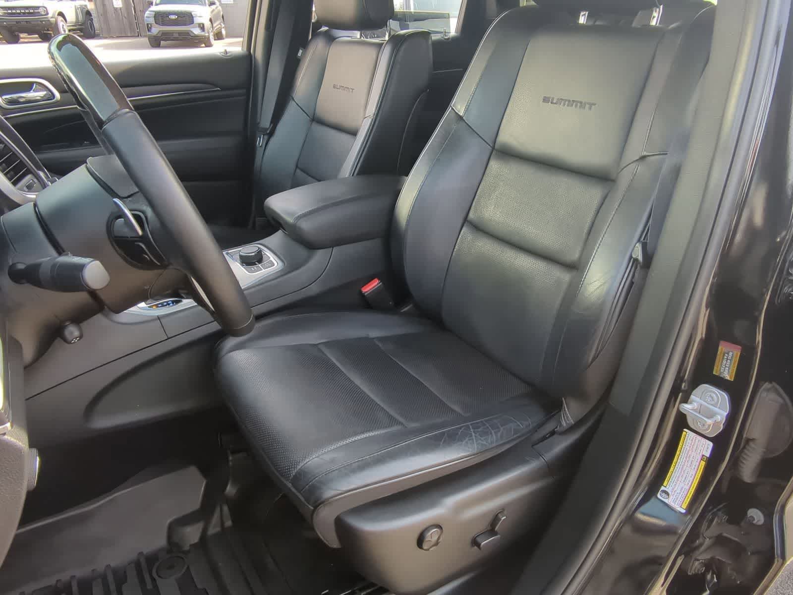 2018 Jeep Grand Cherokee Summit 22