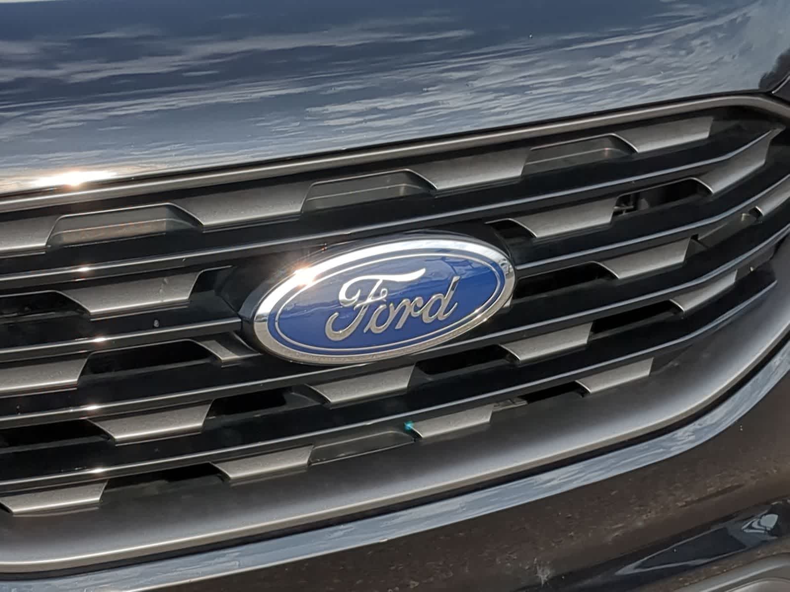 Thumbnail: 2023 Ford Edge - 16