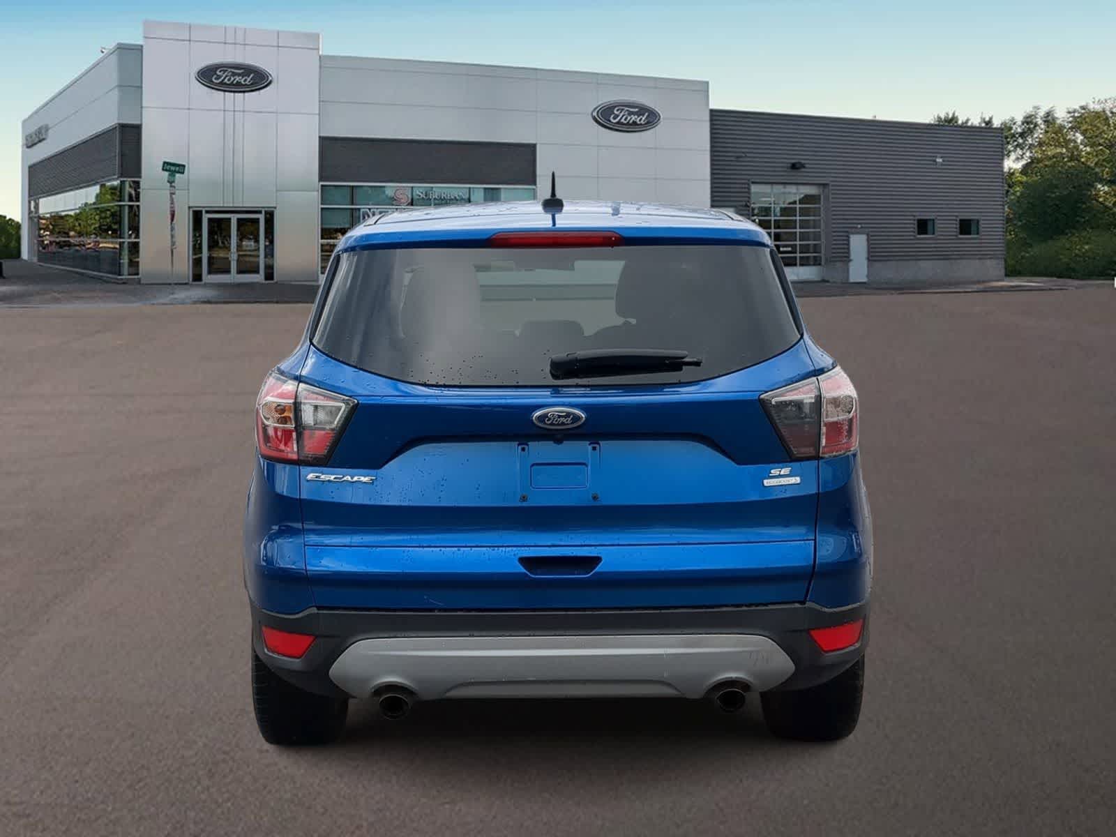 Thumbnail: 2017 Ford Escape - 9