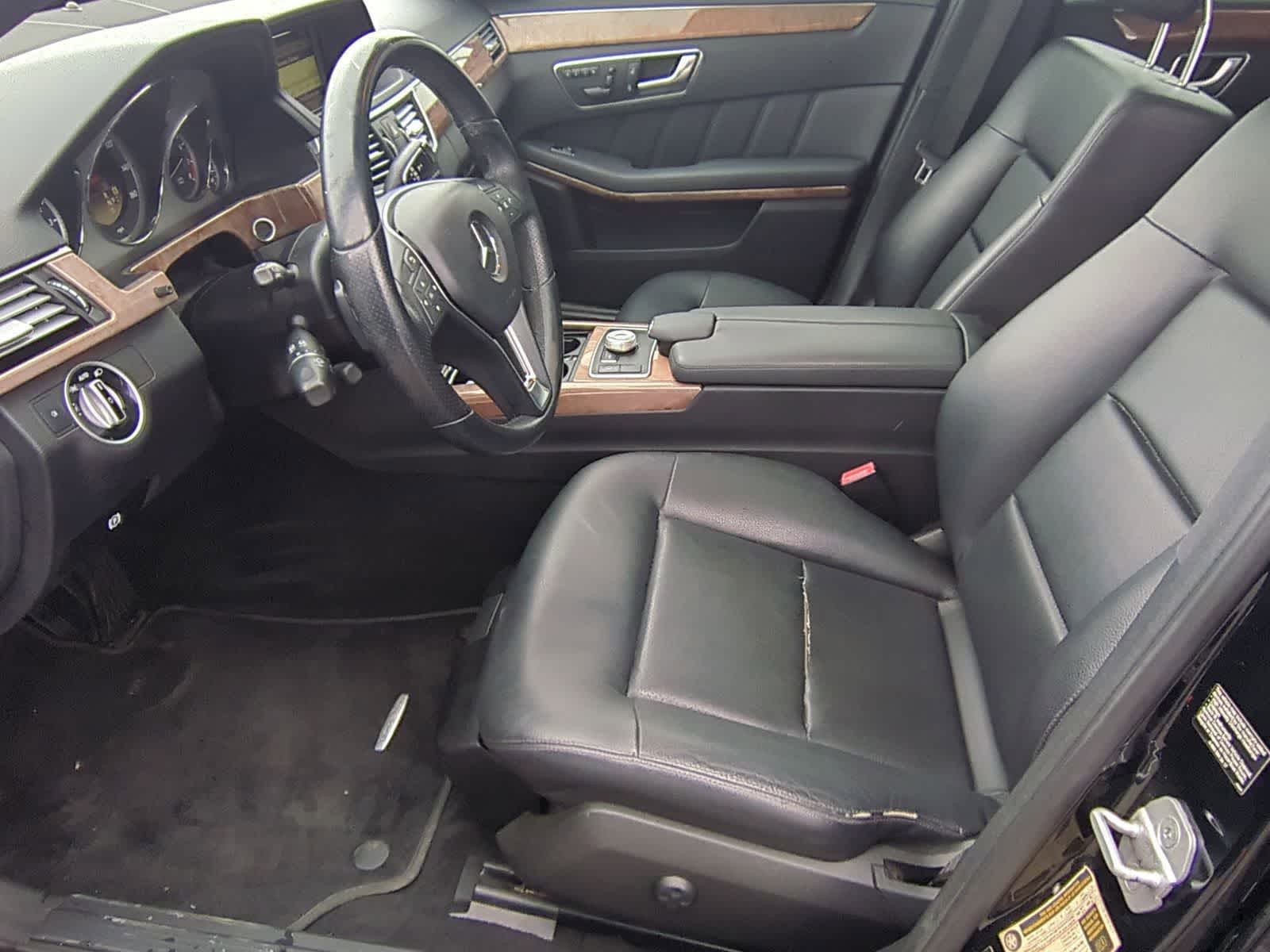 Thumbnail: 2012 Mercedes-Benz E-Class - 26