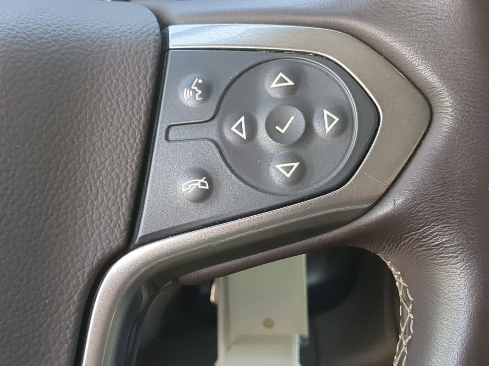 Thumbnail: 2018 Chevrolet Silverado 1500 - 27