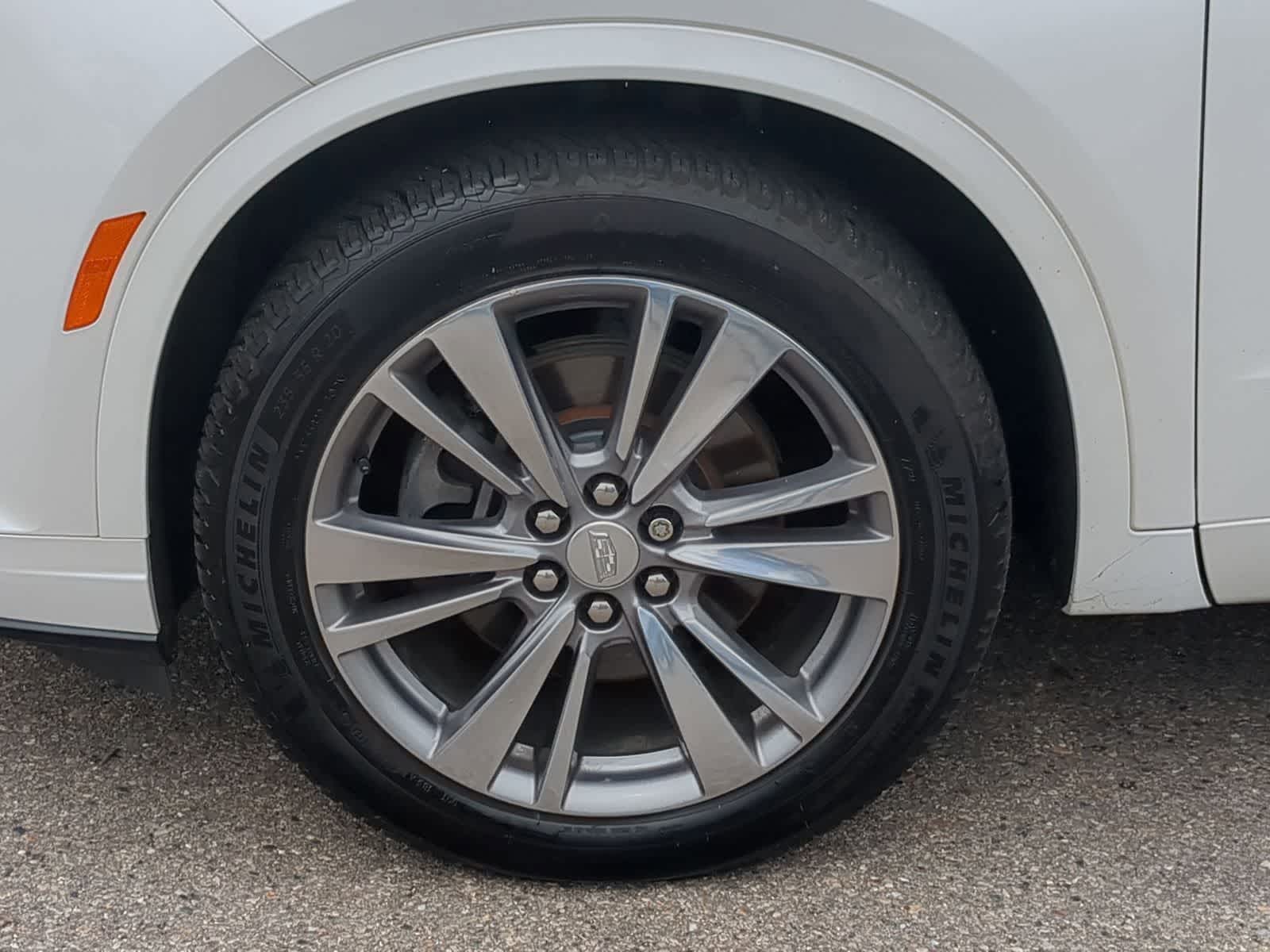 Thumbnail: 2020 Cadillac XT6 - 14