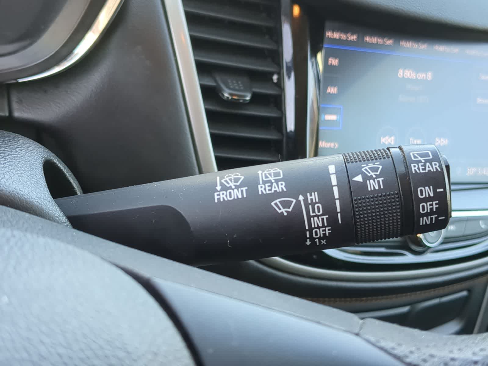 Thumbnail: 2020 Chevrolet Trax - 27