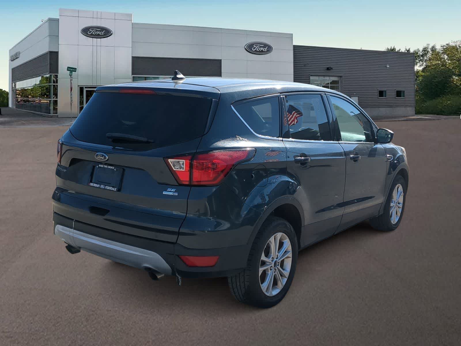 Thumbnail: 2019 Ford Escape - 11