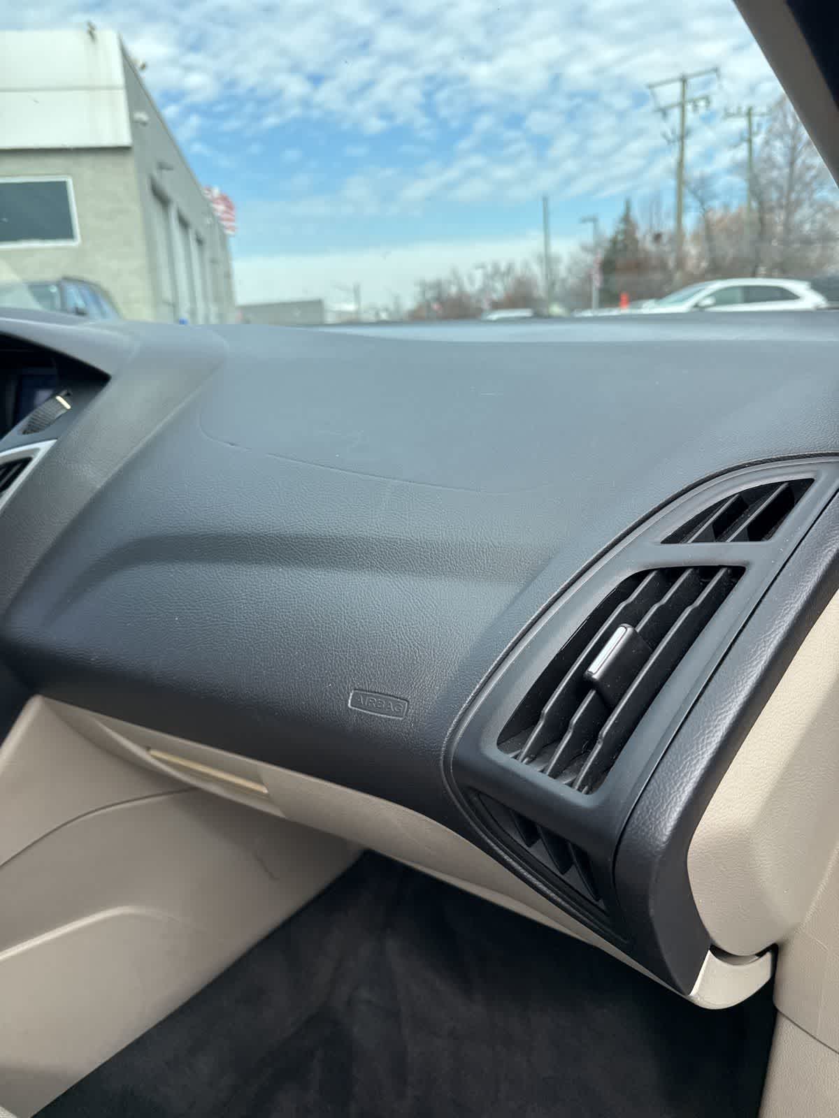 Thumbnail: 2013 Ford Focus - 21