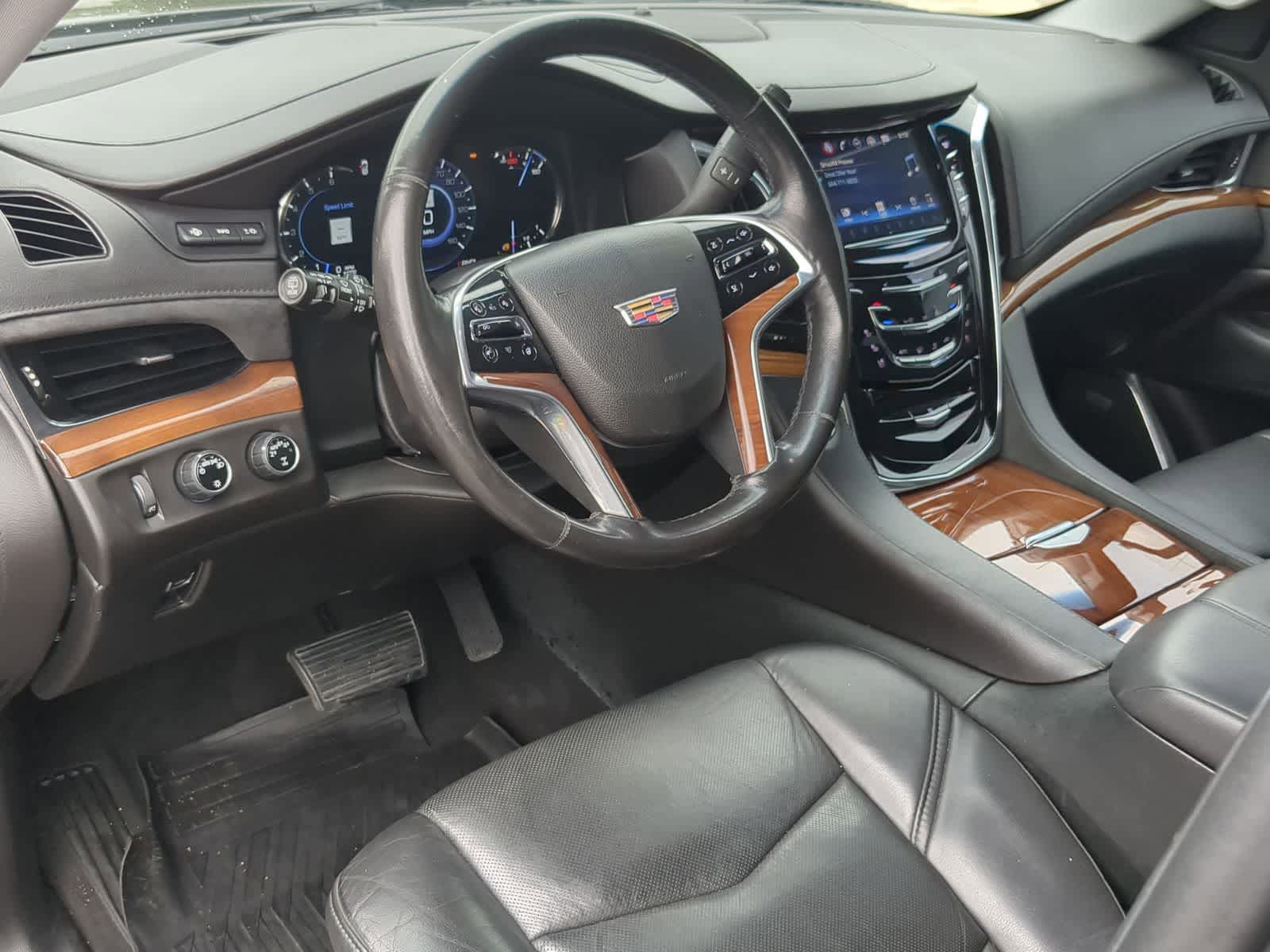 Thumbnail: 2017 Cadillac Escalade - 14