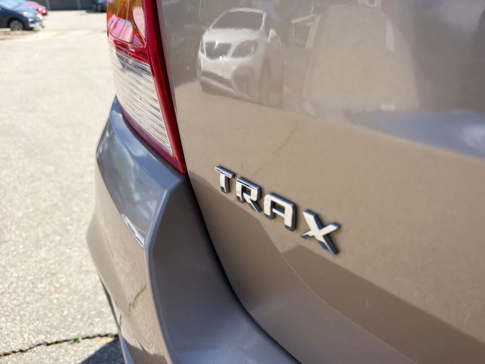 Thumbnail: 2019 Chevrolet Trax - 16