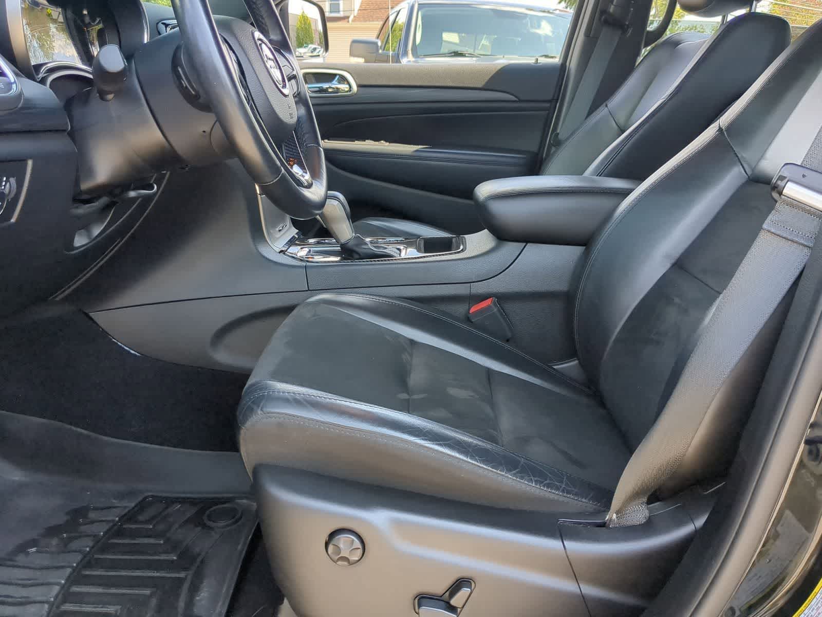 Thumbnail: 2021 Jeep Grand Cherokee - 23