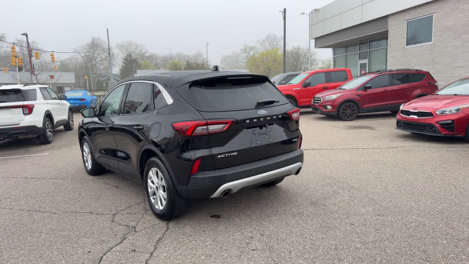 Thumbnail: 2023 Ford Escape - 8