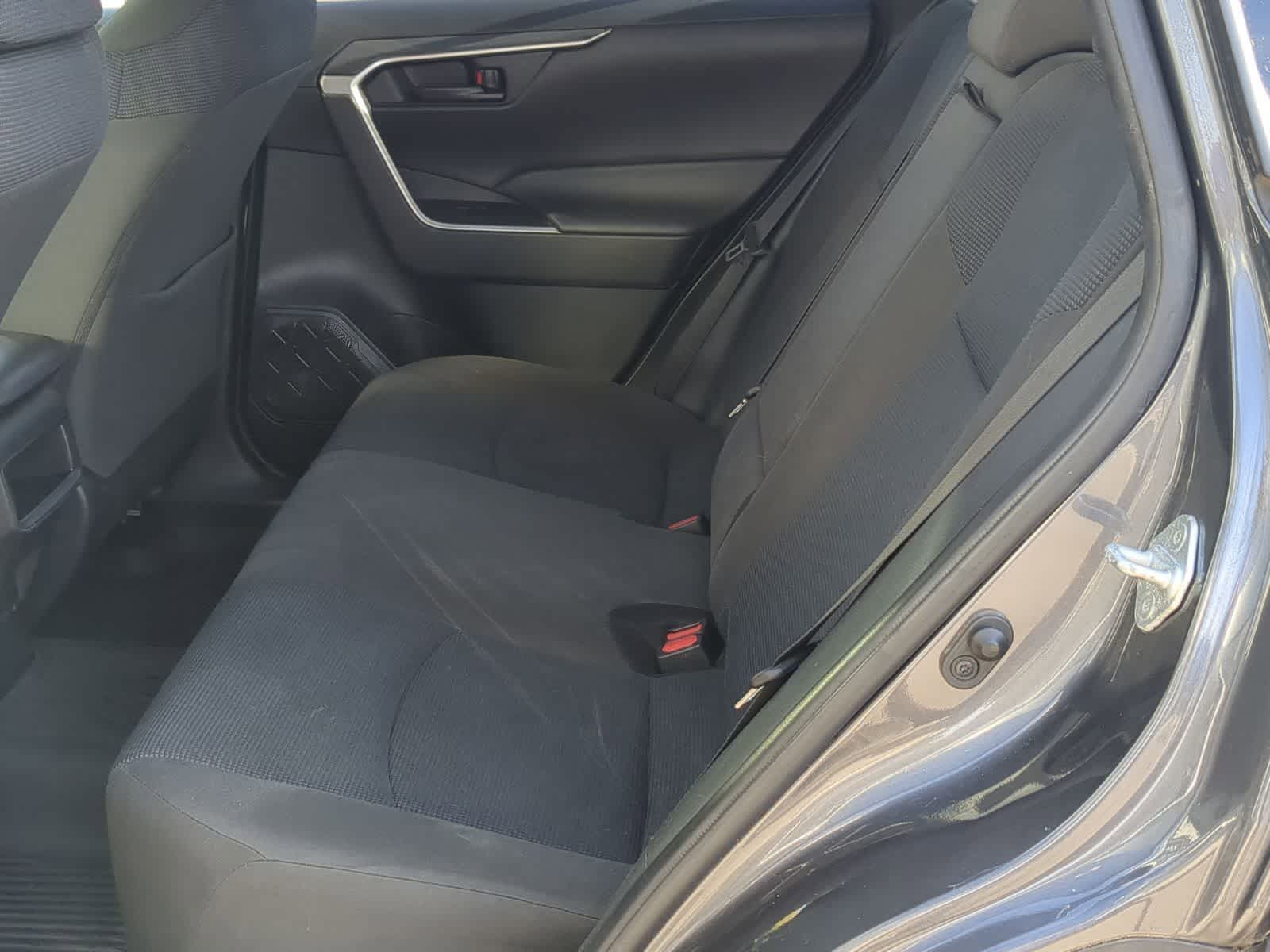 Thumbnail: 2020 Toyota RAV4 - 19