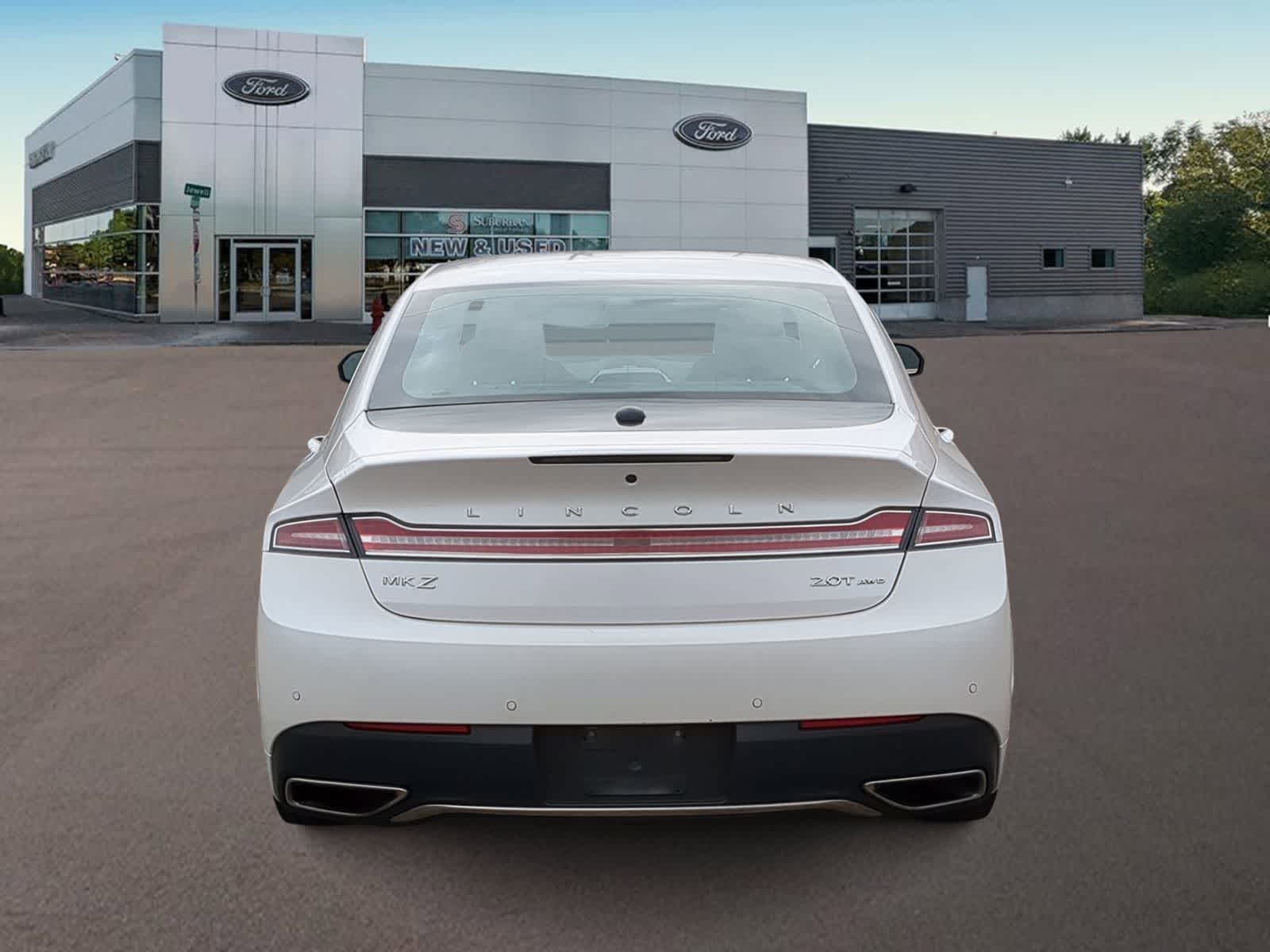 Thumbnail: 2020 Lincoln MKZ - 9