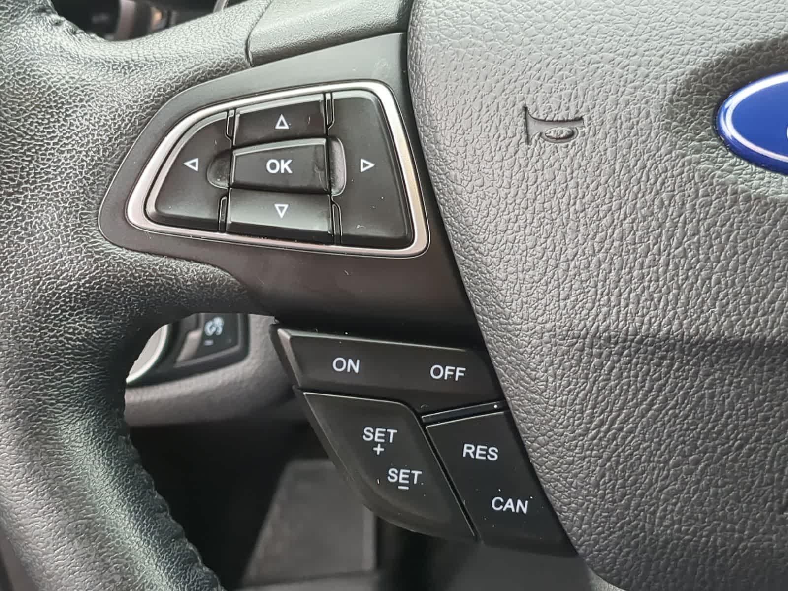 Thumbnail: 2017 Ford Escape - 28