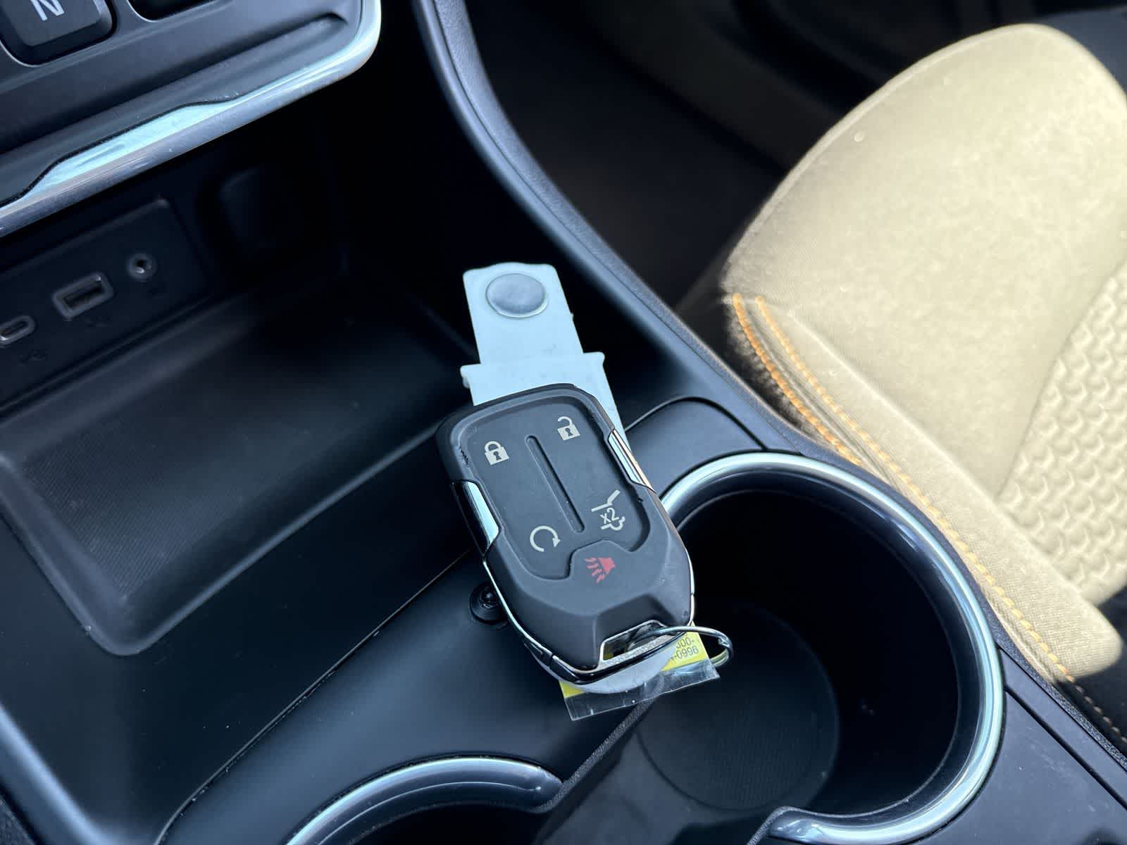 Thumbnail: 2020 GMC Terrain - 40