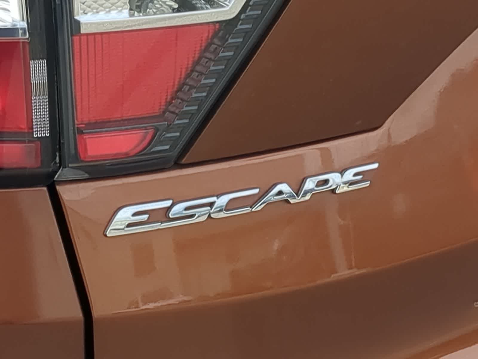 Thumbnail: 2017 Ford Escape - 16