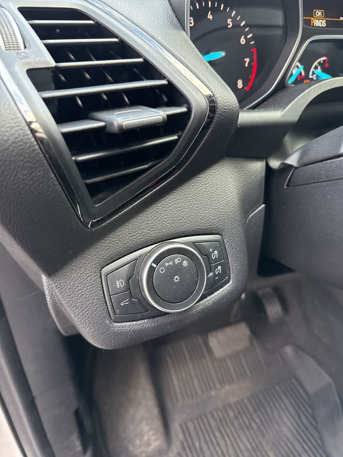 Thumbnail: 2018 Ford Escape - 17