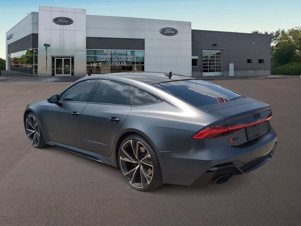 Thumbnail: 2022 Audi RS 7 - 8