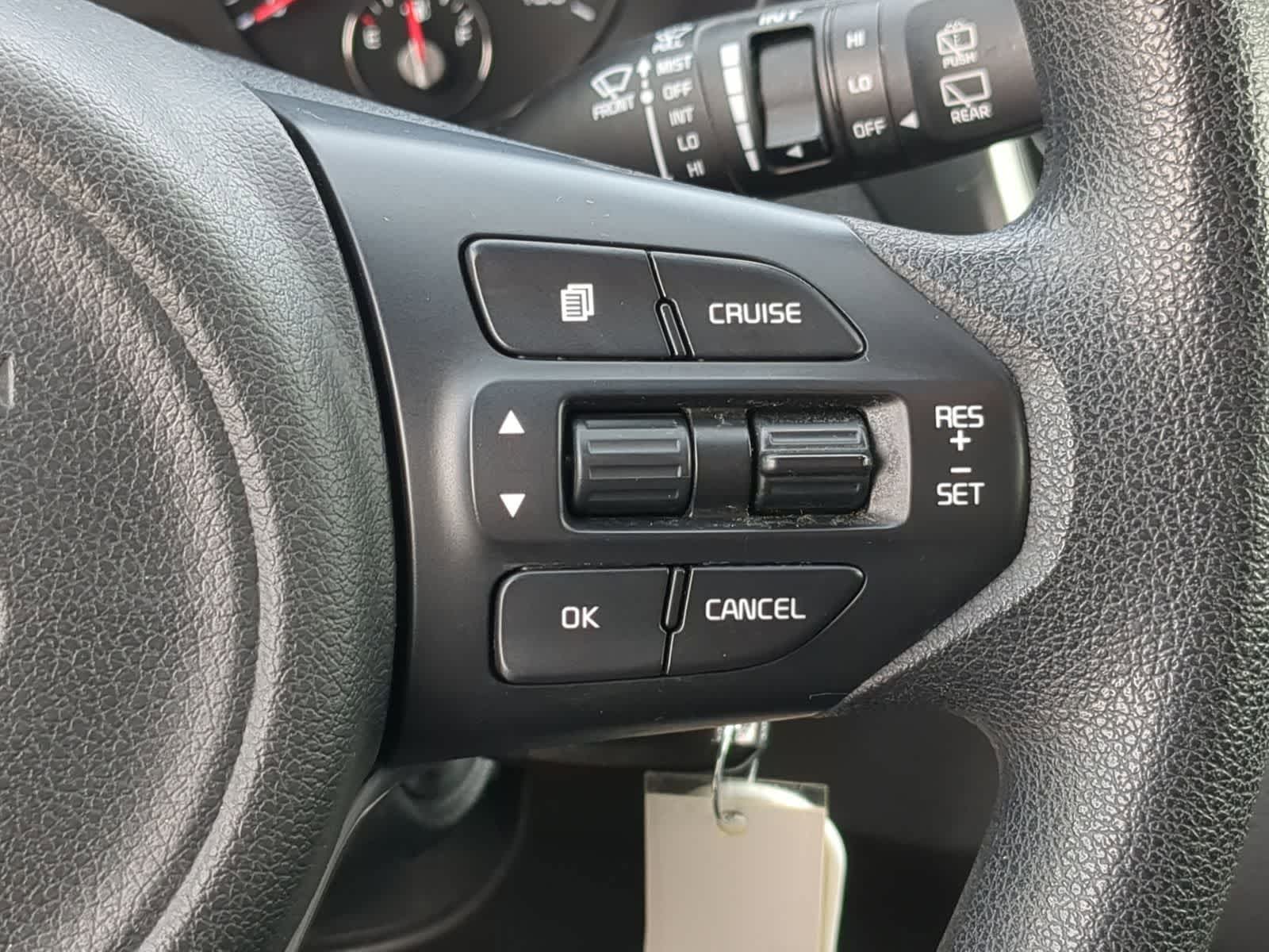 Thumbnail: 2017 Kia Sorento - 26