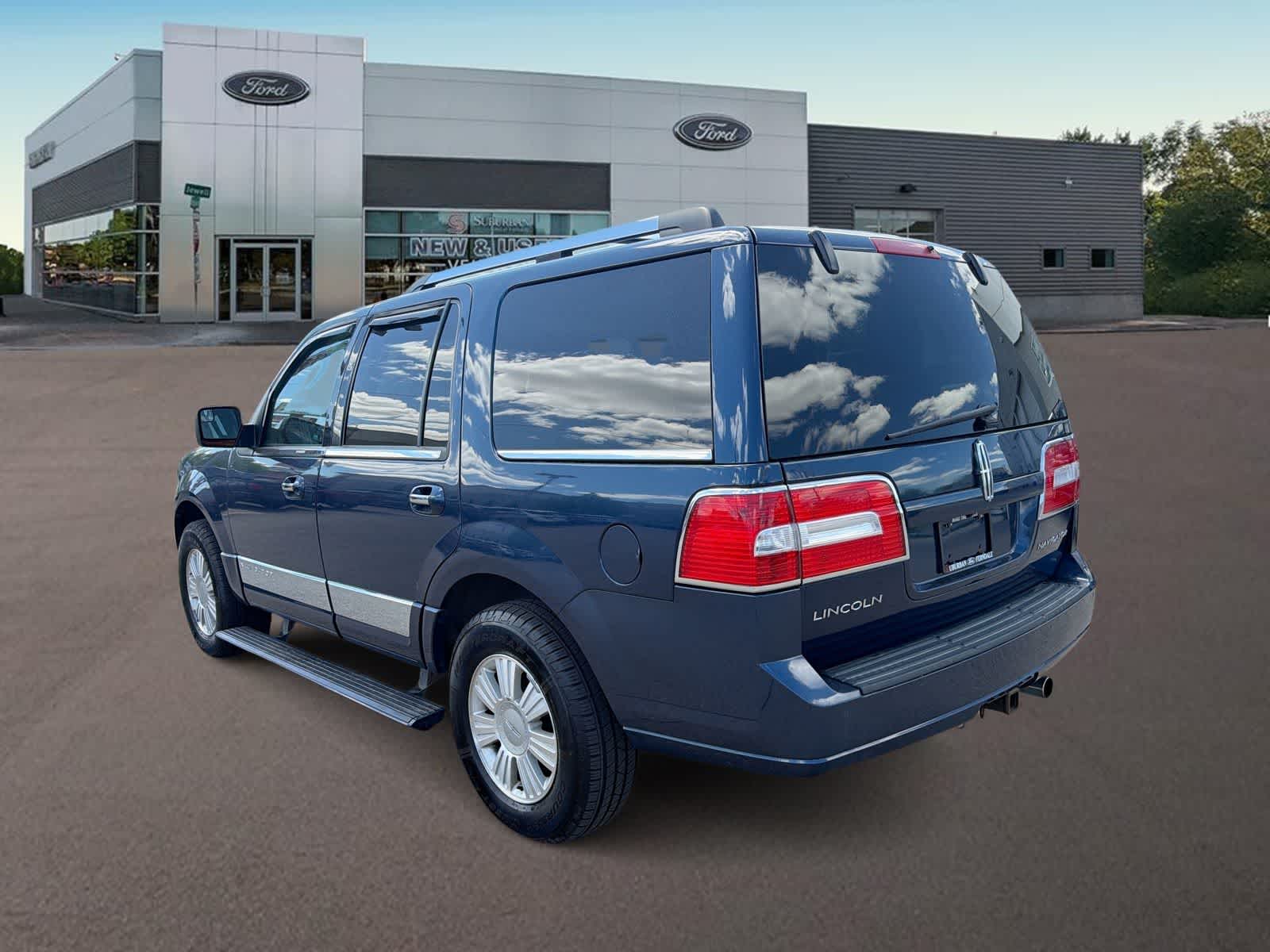 Thumbnail: 2013 Lincoln Navigator - 8