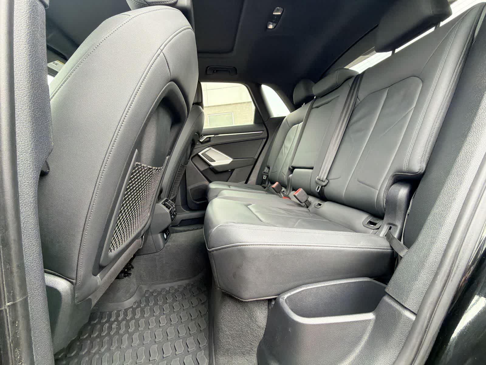 Thumbnail: 2021 Audi Q3 - 26