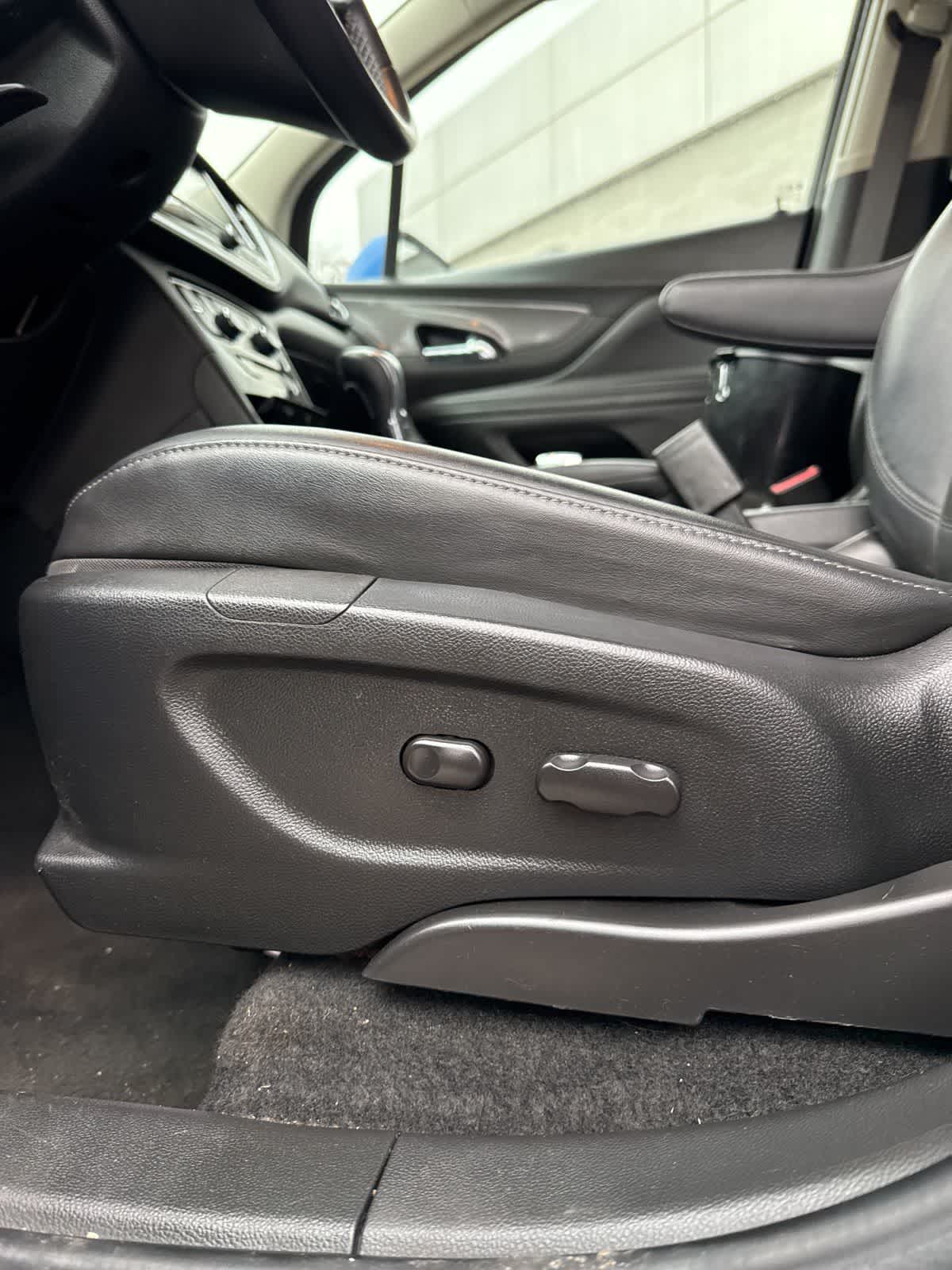 Thumbnail: 2018 Buick Encore - 9