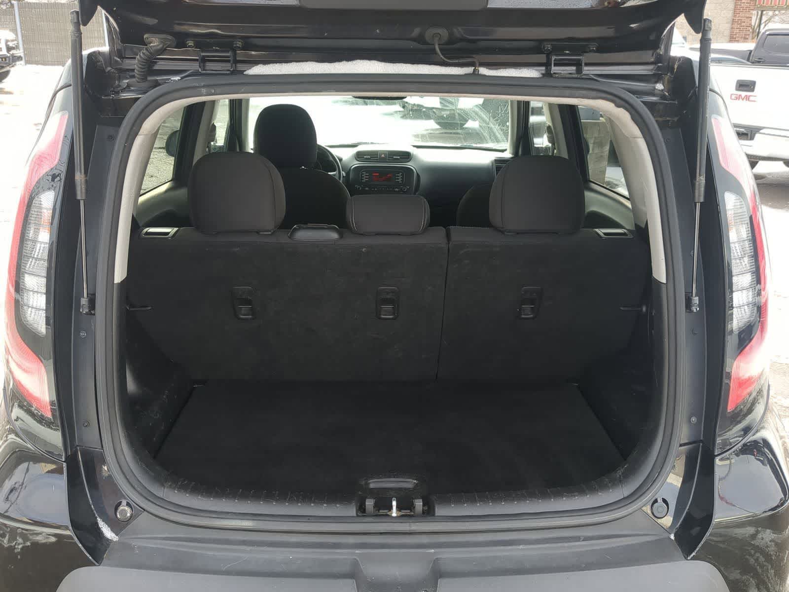 Thumbnail: 2015 Kia Soul - 32