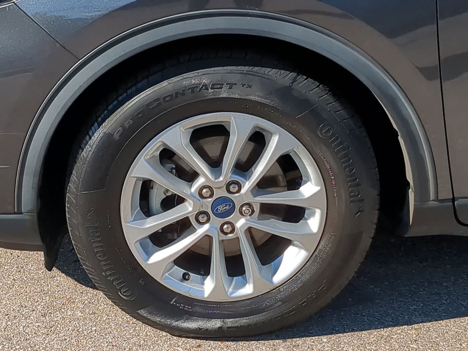 Thumbnail: 2020 Ford Escape - 16