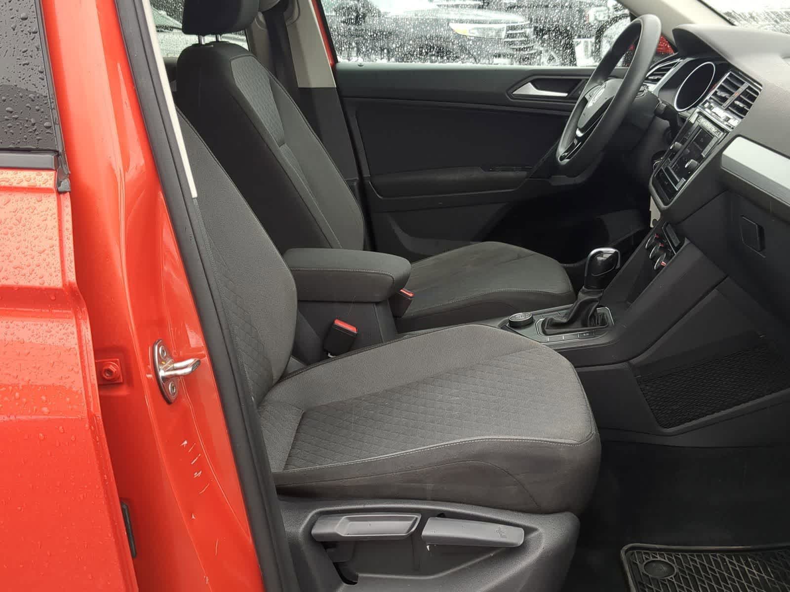 Thumbnail: 2019 Volkswagen Tiguan - 24