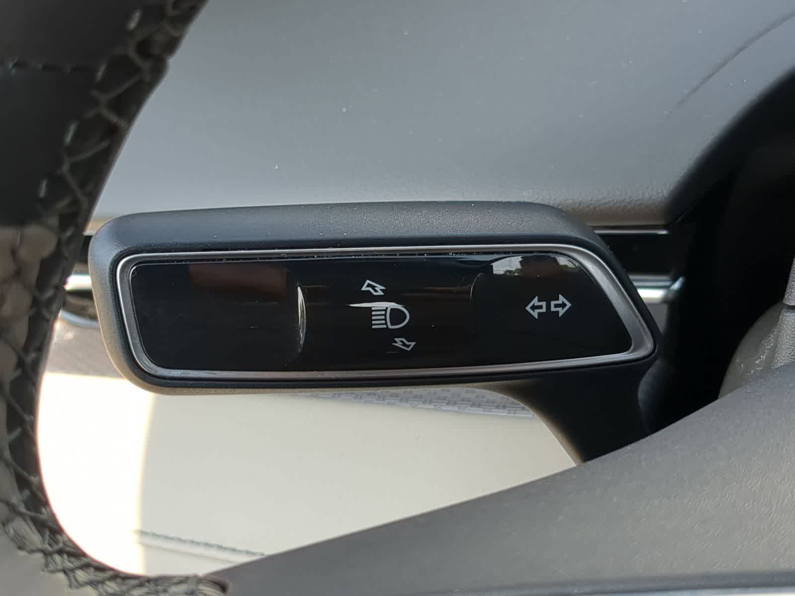 Thumbnail: 2024 Lincoln Nautilus - 30