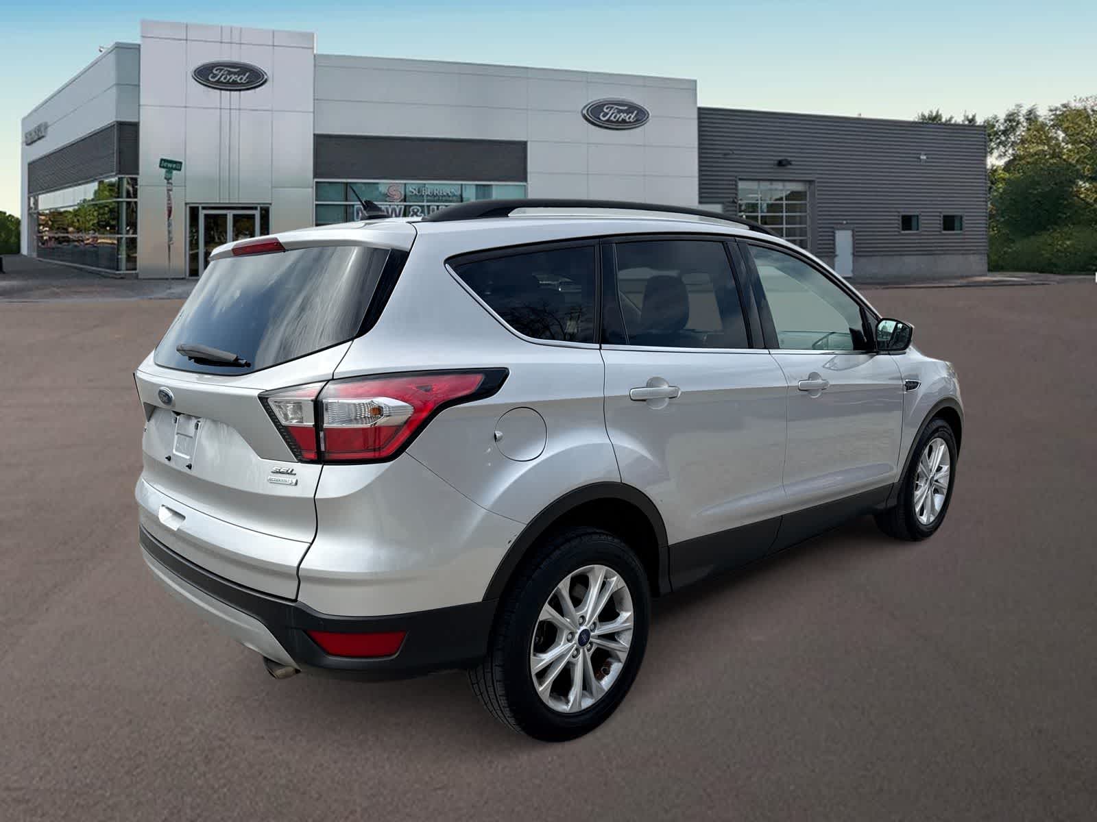 Thumbnail: 2018 Ford Escape - 10