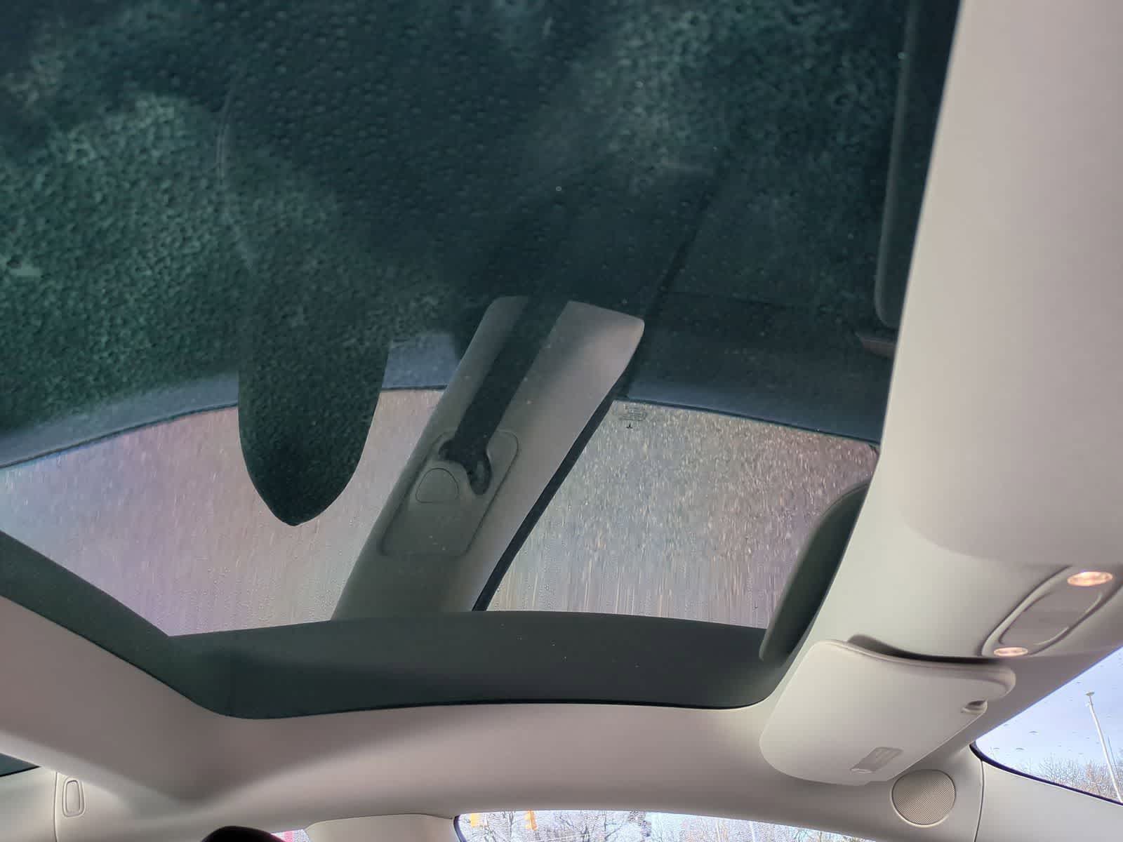 Thumbnail: 2022 Tesla Model 3 - 24