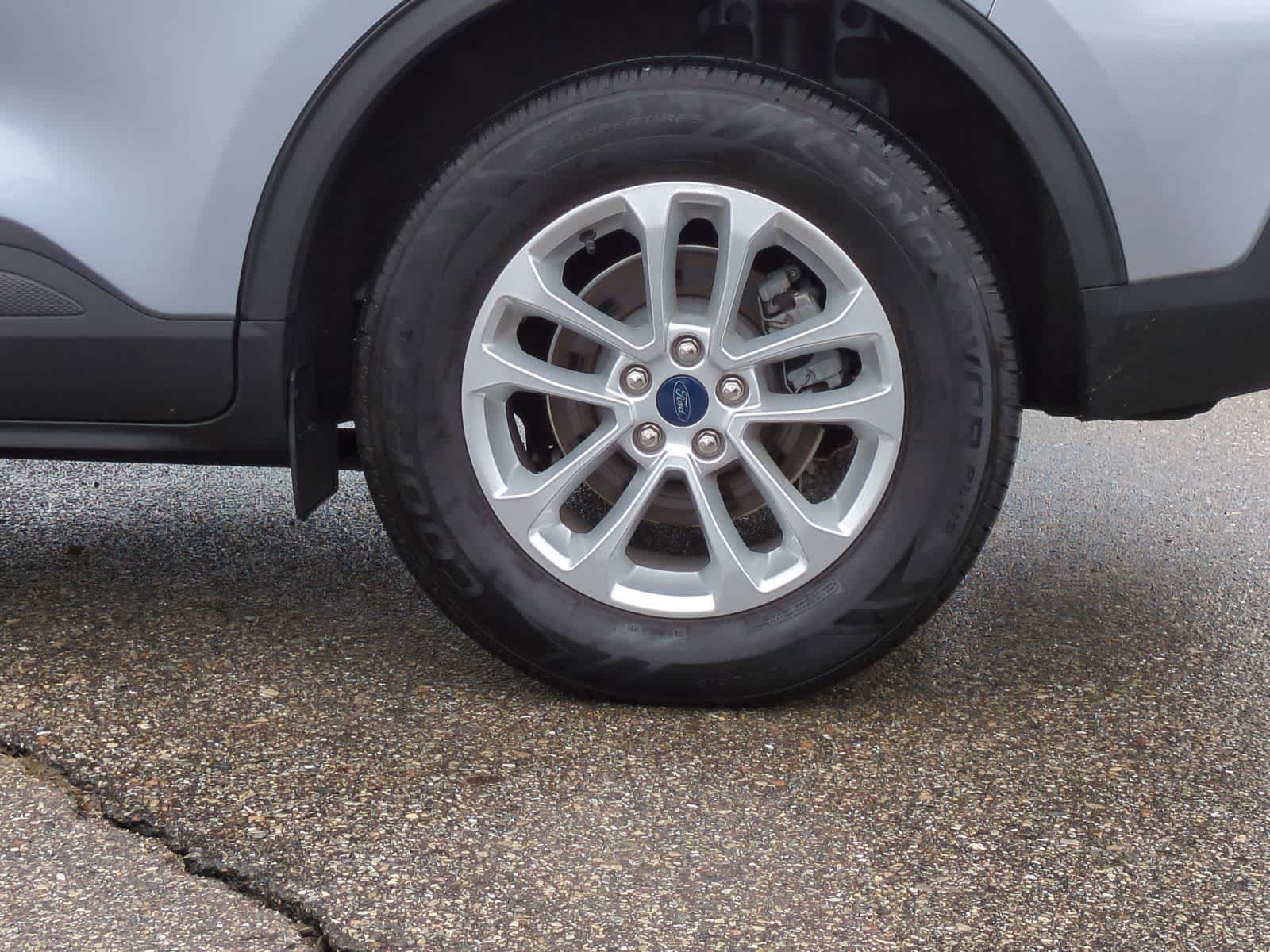 Thumbnail: 2022 Ford Escape - 18