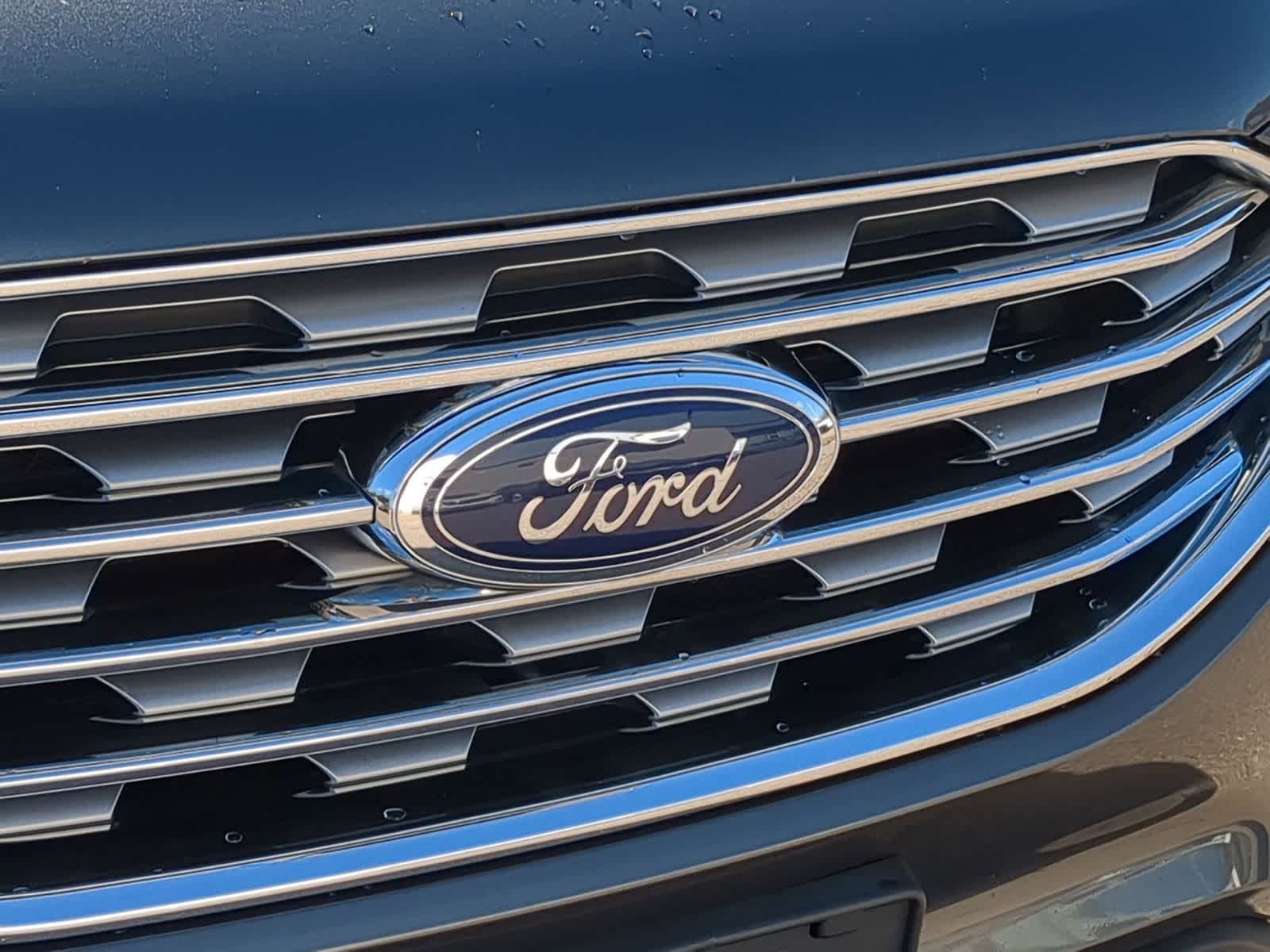 Thumbnail: 2019 Ford Edge - 13