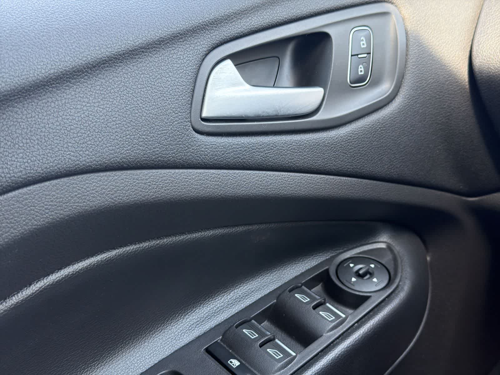 Thumbnail: 2019 Ford Escape - 28