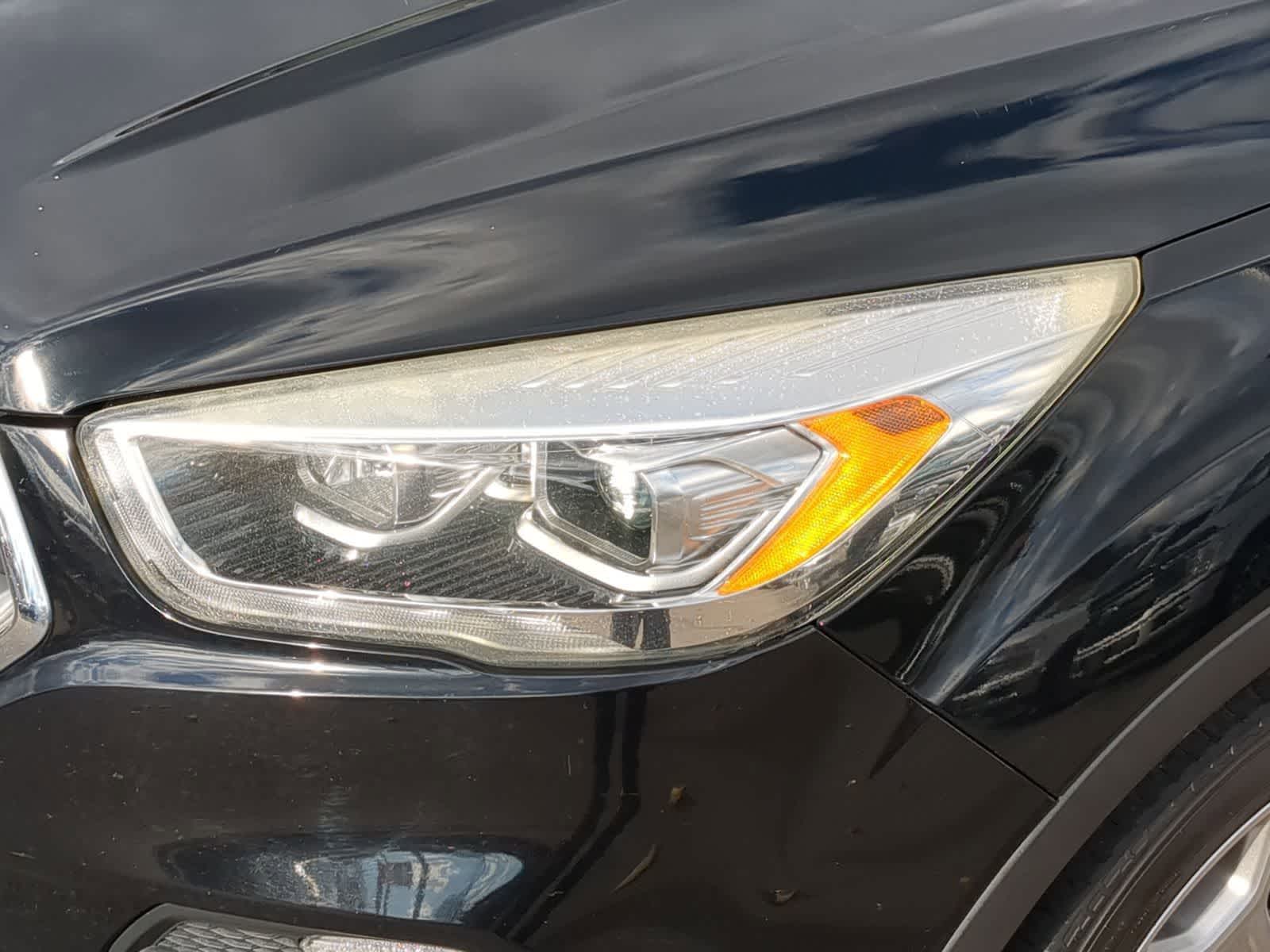 Thumbnail: 2017 Ford Escape - 15