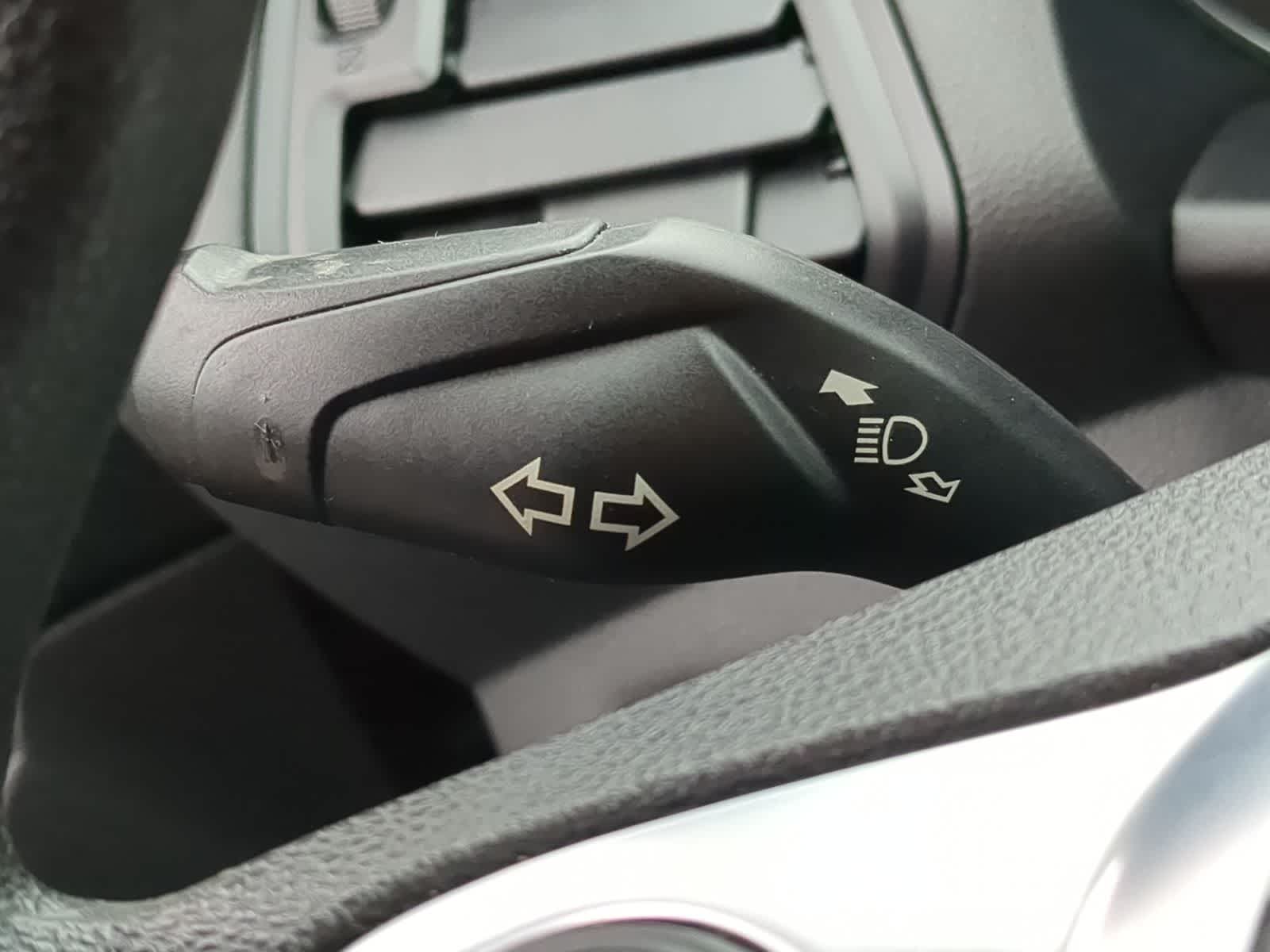 Thumbnail: 2016 Ford Escape - 28