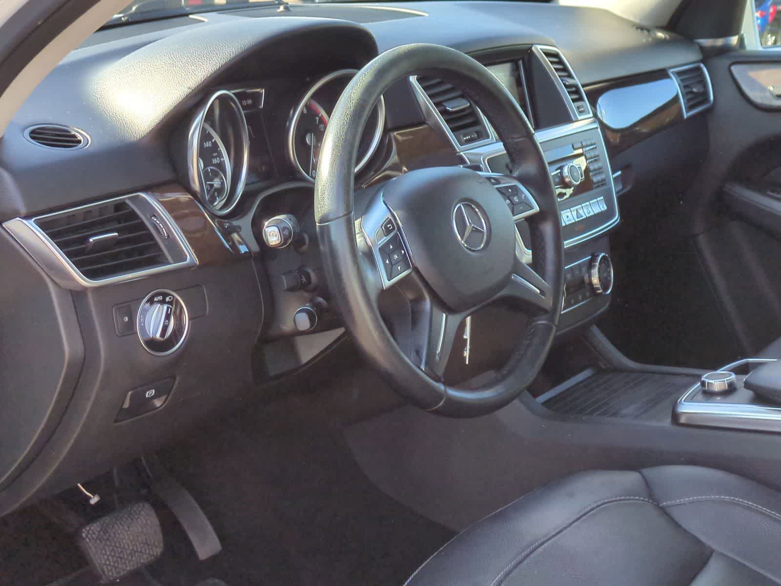 Thumbnail: 2014 Mercedes-Benz M-Class - 13