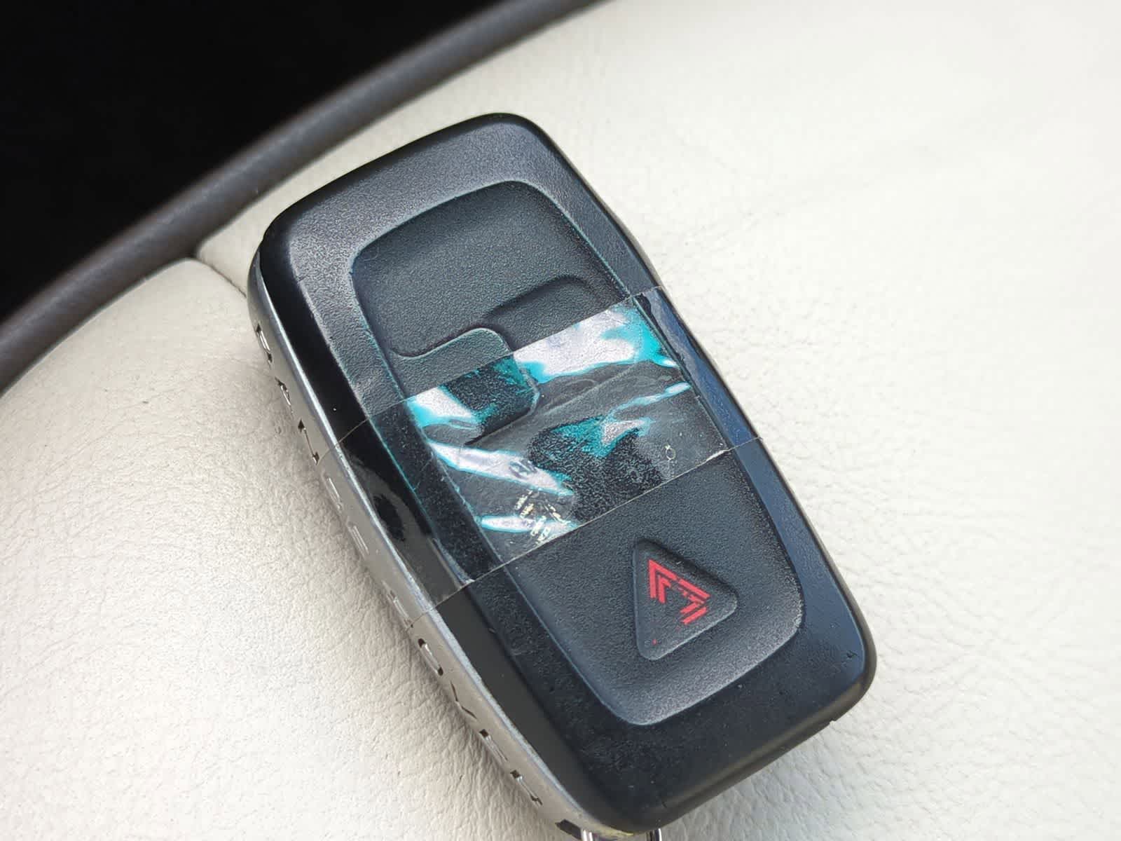 Thumbnail: 2012 Land Rover Range Rover - 38