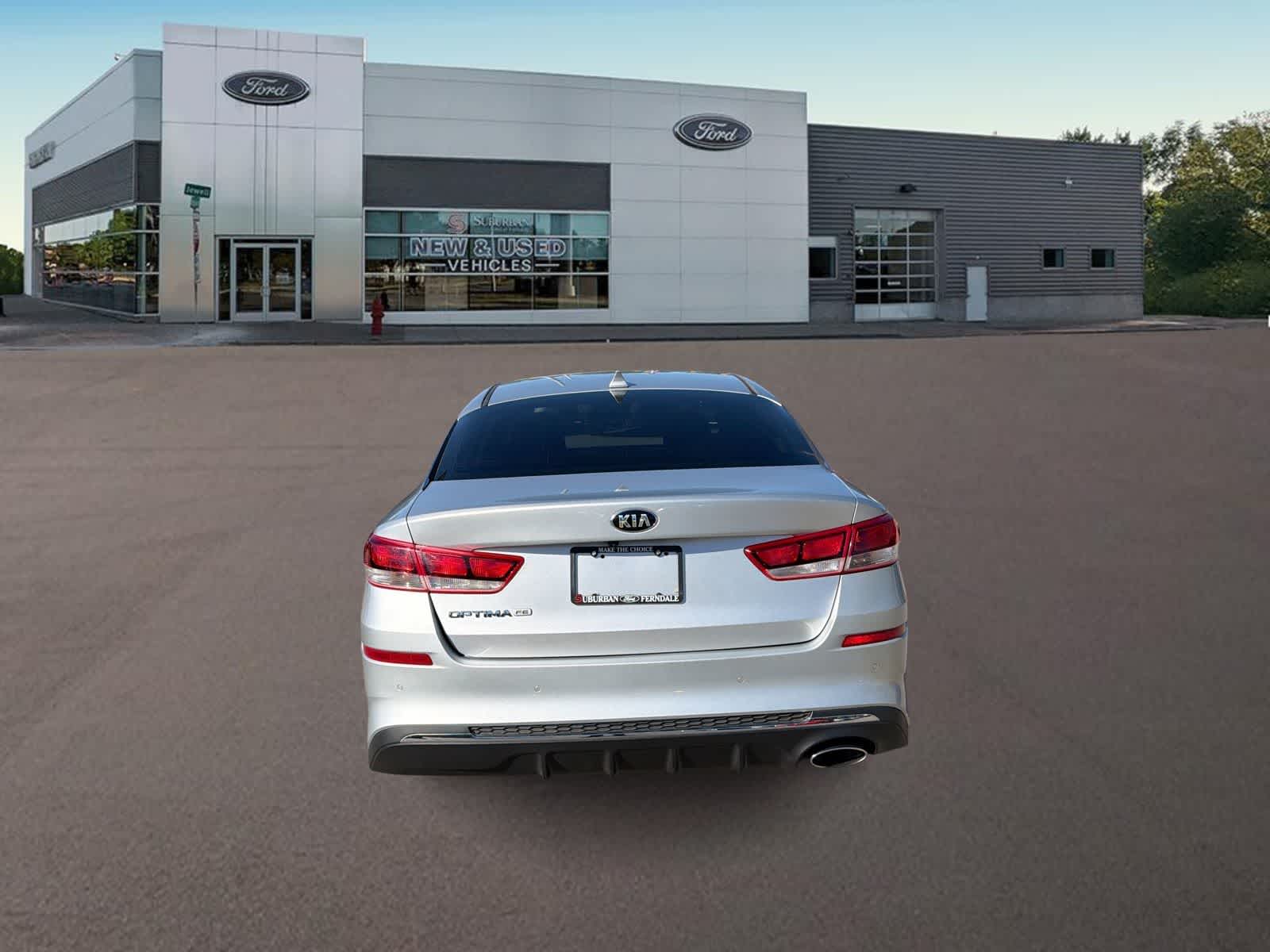 Thumbnail: 2020 Kia Optima - 8