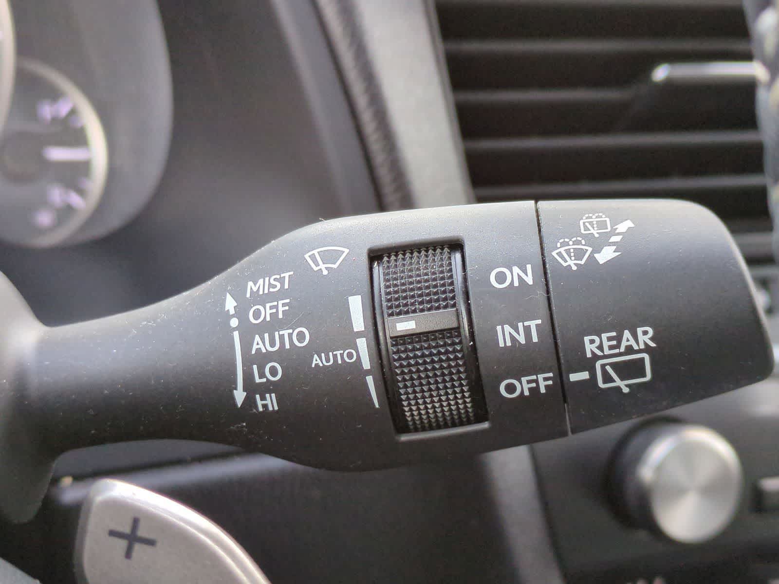 Thumbnail: 2022 Lexus RX - 32