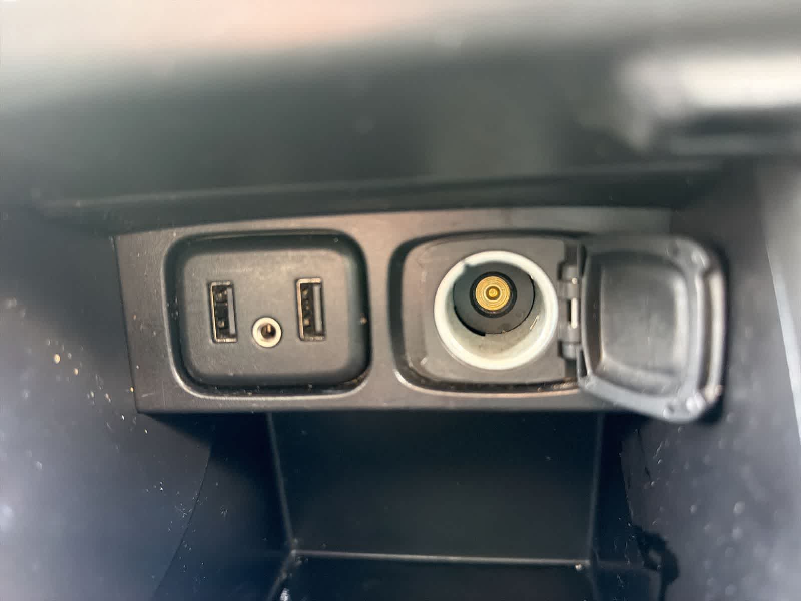 Thumbnail: 2017 Buick Encore - 33